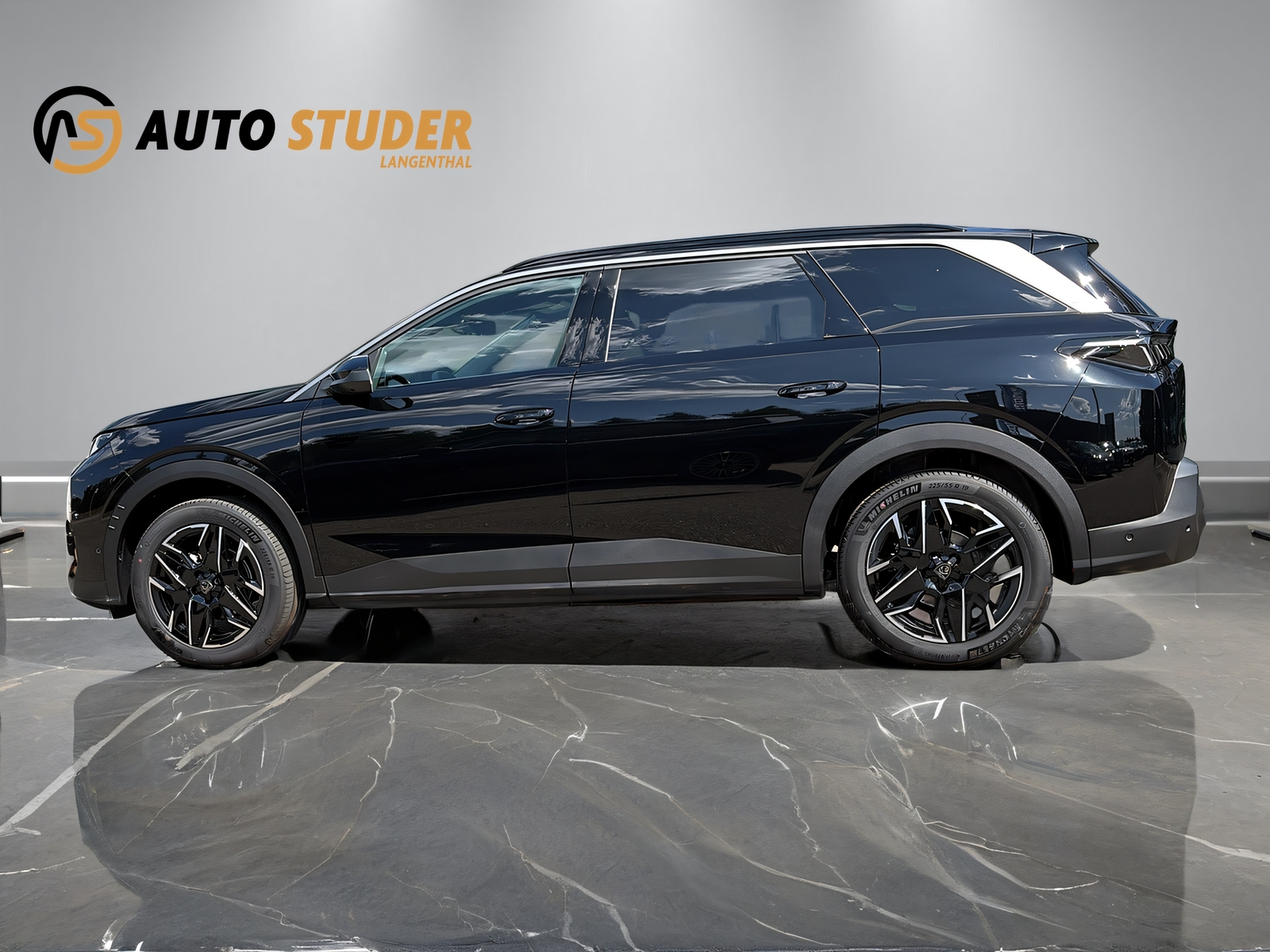 PEUGEOT 5008 1.2 Hybrid Allure Premium-image-7