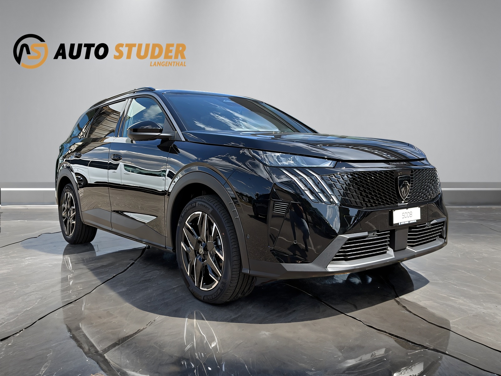 PEUGEOT 5008 1.2 Hybrid Allure Premium-image-13