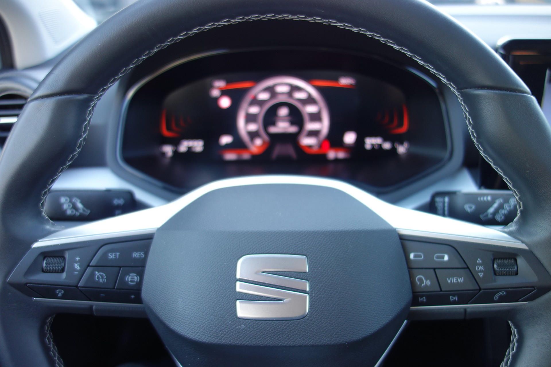 SEAT Ibiza 1.0 EcoTSI Sensacion DSG-image-7