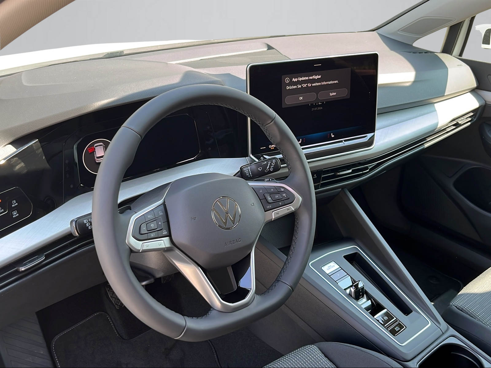 VW Golf 1.5 e TSI mHEV Value DSG-image-14