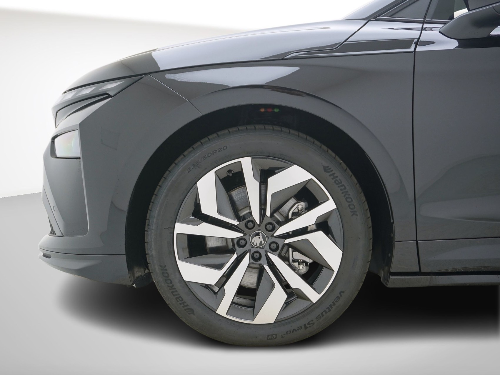 SKODA Enyaq iV 85x SportLine MAXX-image-9