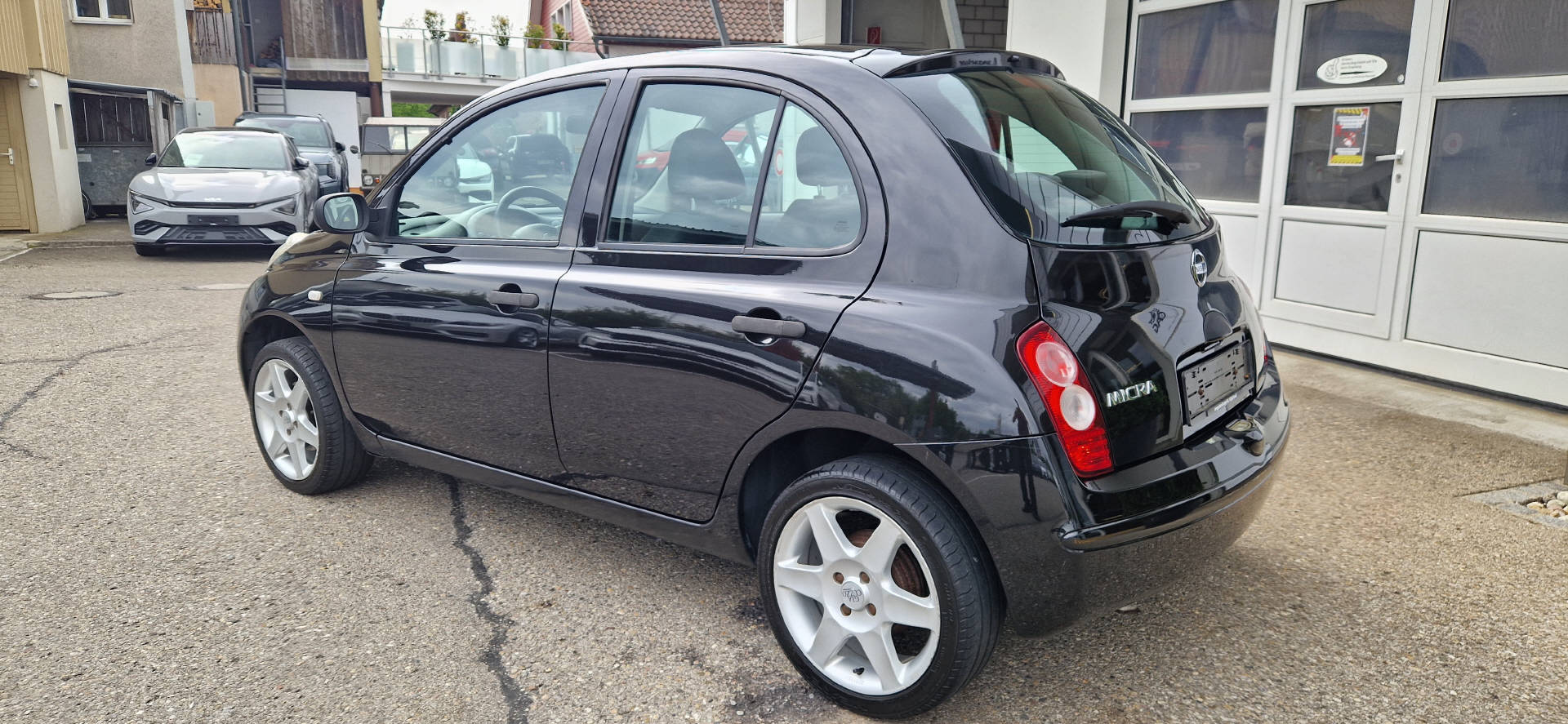 NISSAN Micra 1.2 16V Visia Prima-image-10