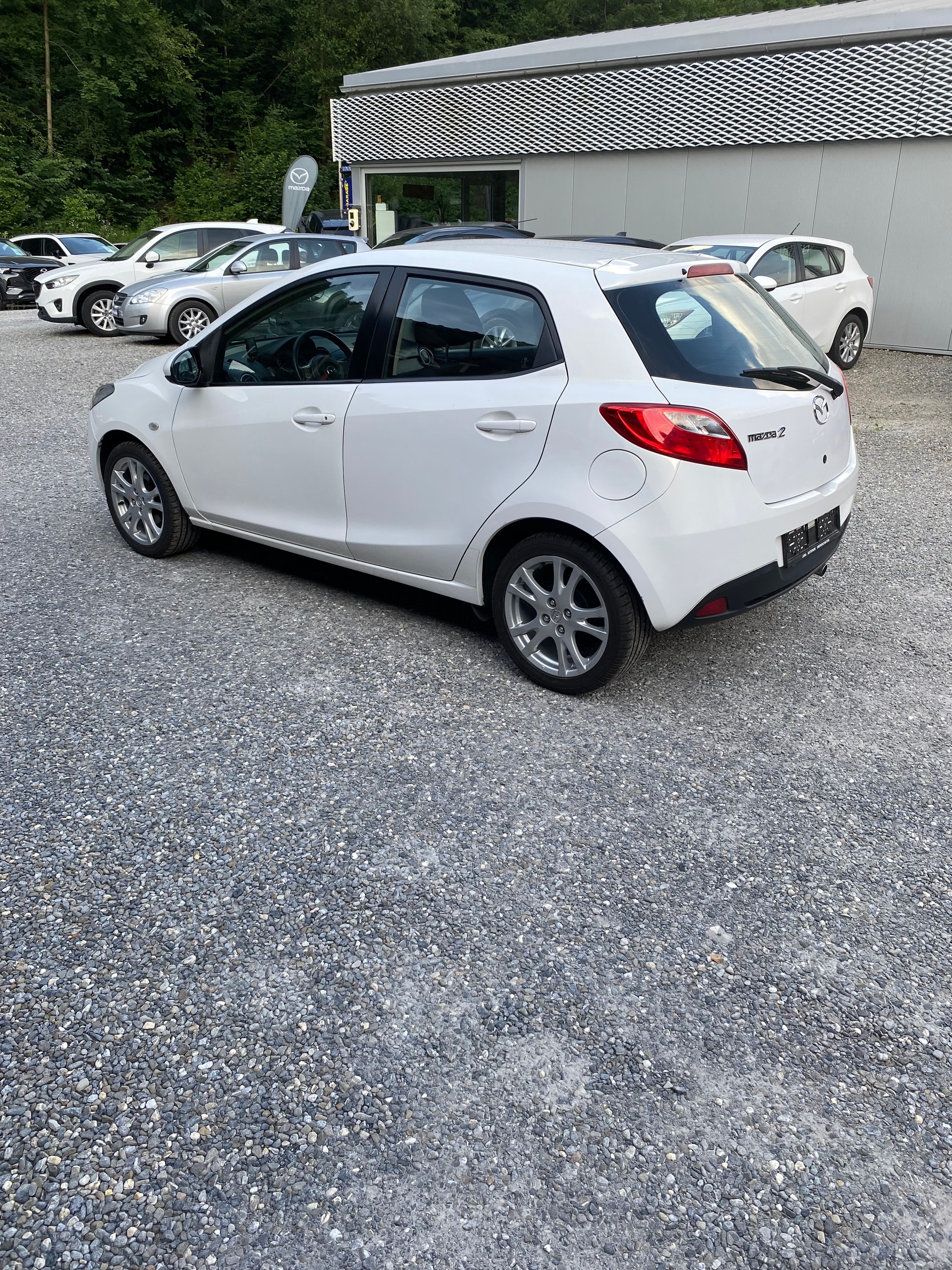MAZDA 2 1.5i 16V Exclusive Automatic-image-2