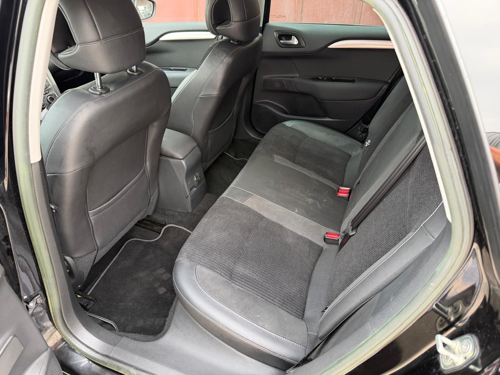 CITROEN 1.6 VTi Exclusive-image-6