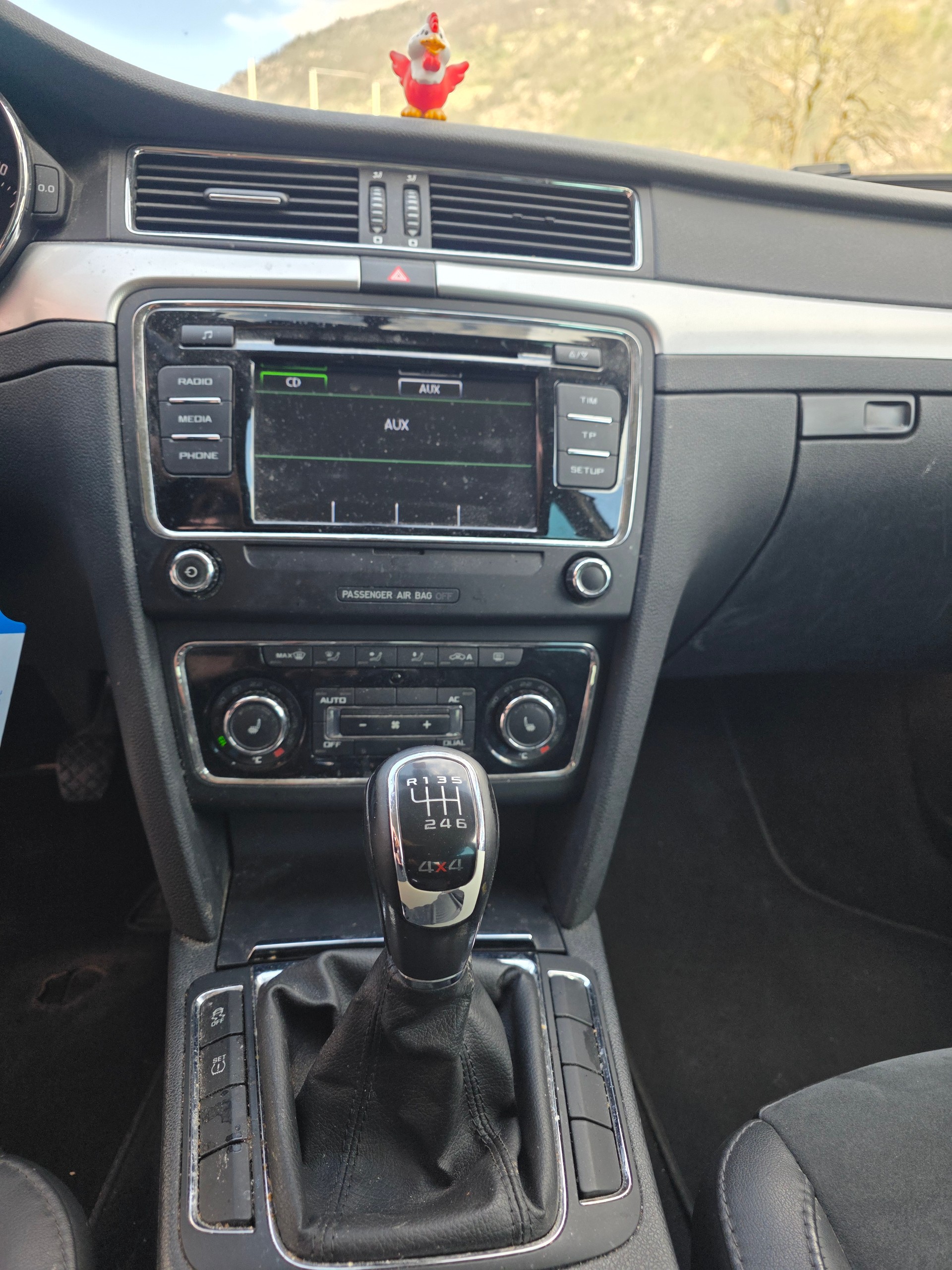 SKODA Superb Combi 2.0 TDi AllDrive 4x4-image-4