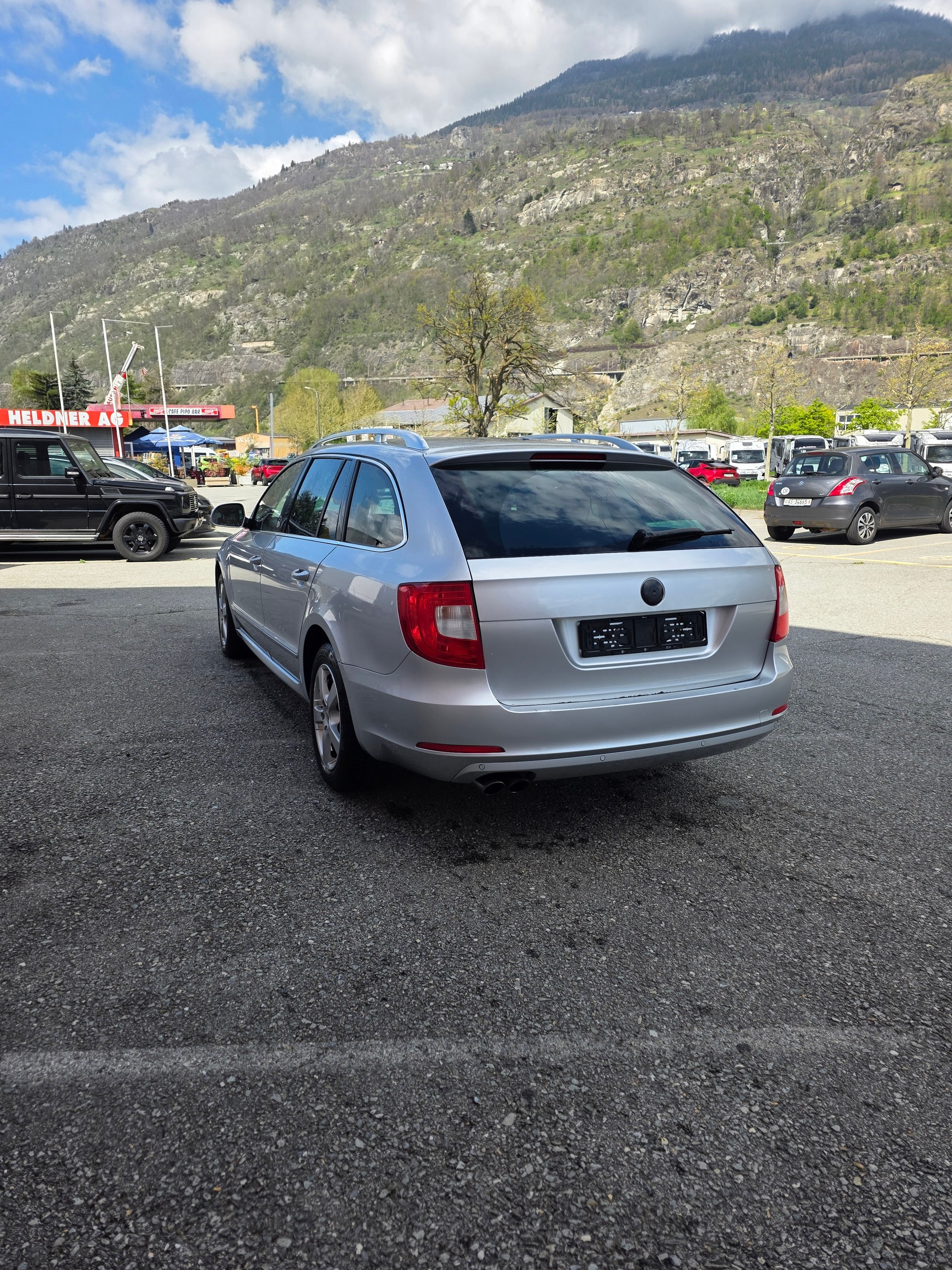 SKODA Superb Combi 2.0 TDi AllDrive 4x4-image-6