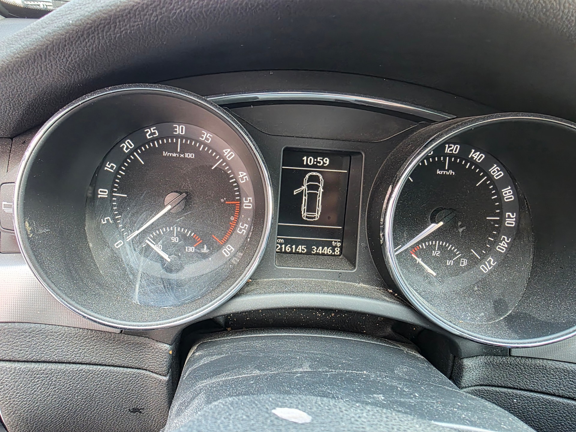 SKODA Superb Combi 2.0 TDi AllDrive 4x4-image-5