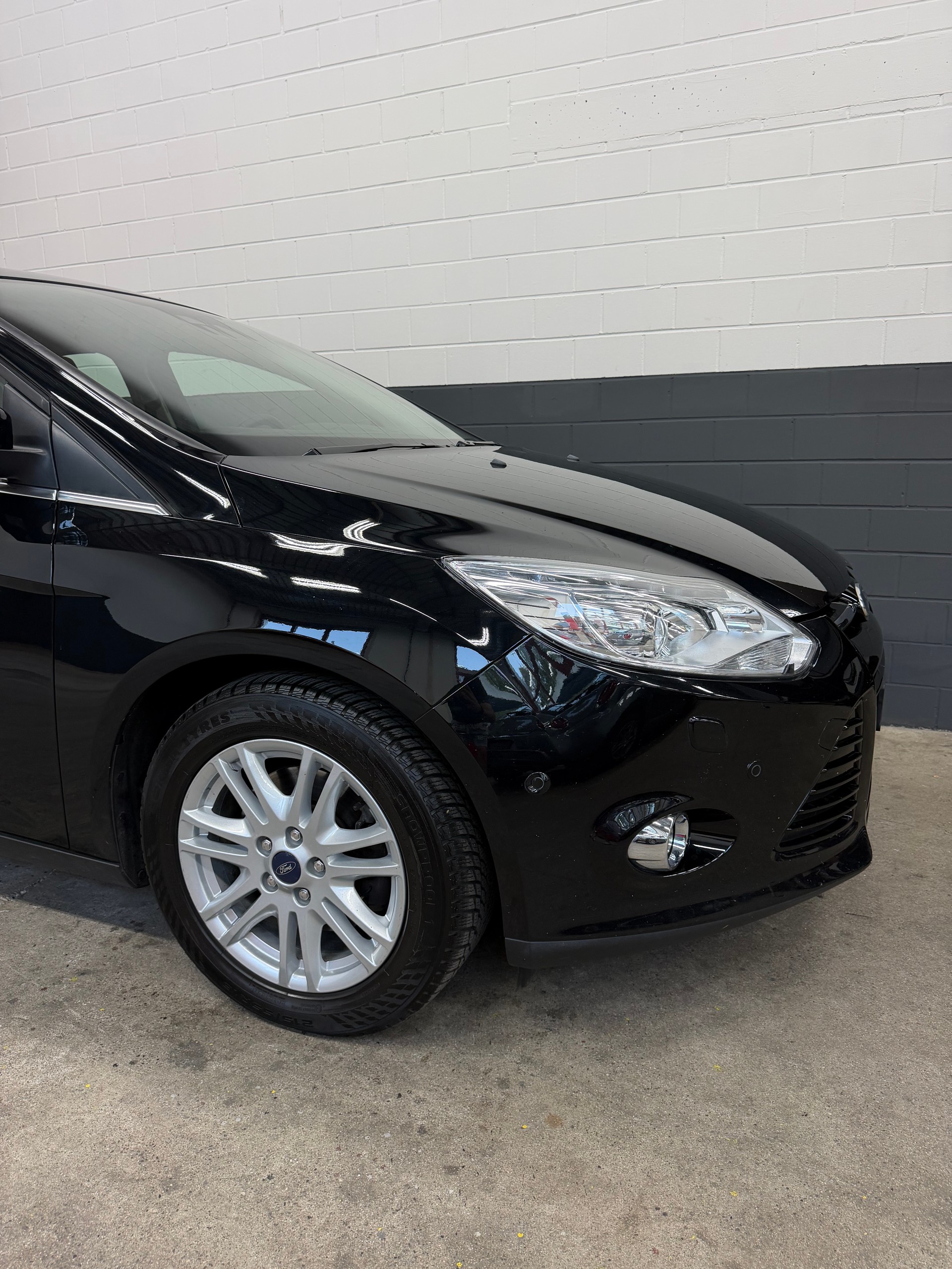 FORD Focus 1.6 SCTi Titanium //NEU AB MFK!-image-2