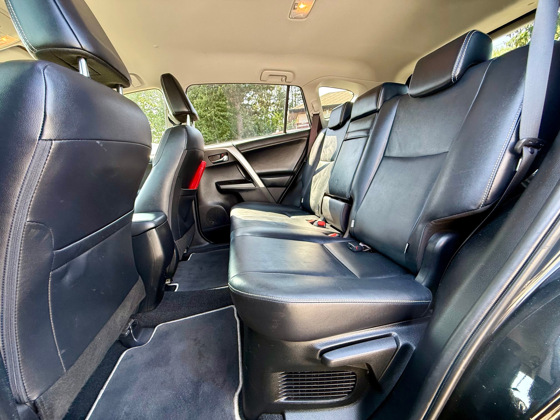 TOYOTA RAV-4 2.5 HSD Premium e-CVT-image-10