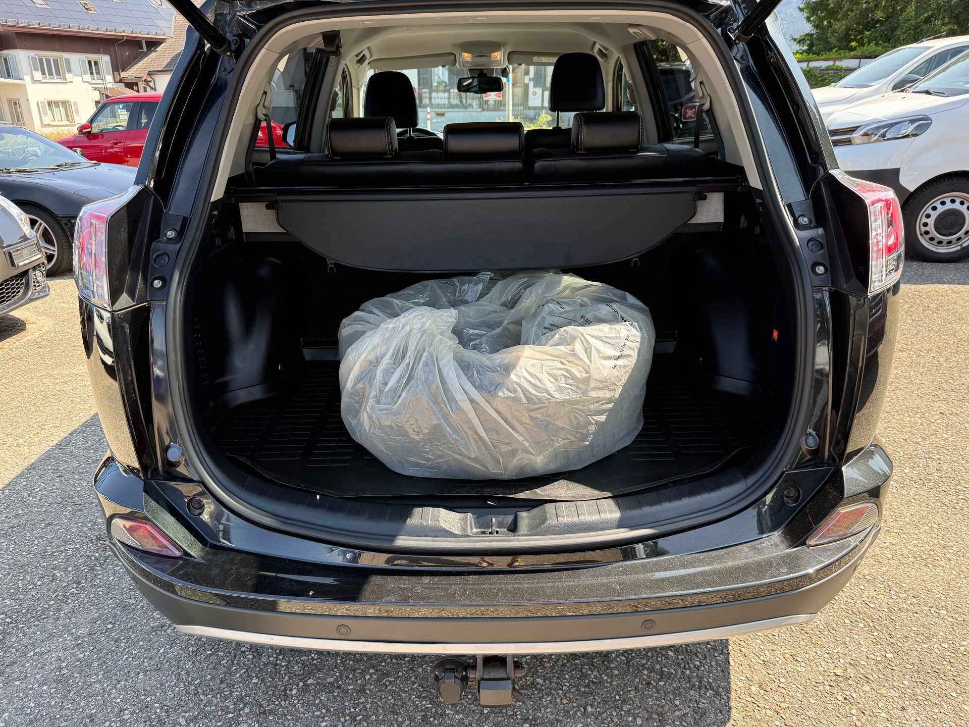 TOYOTA RAV-4 2.5 HSD Premium e-CVT-image-13
