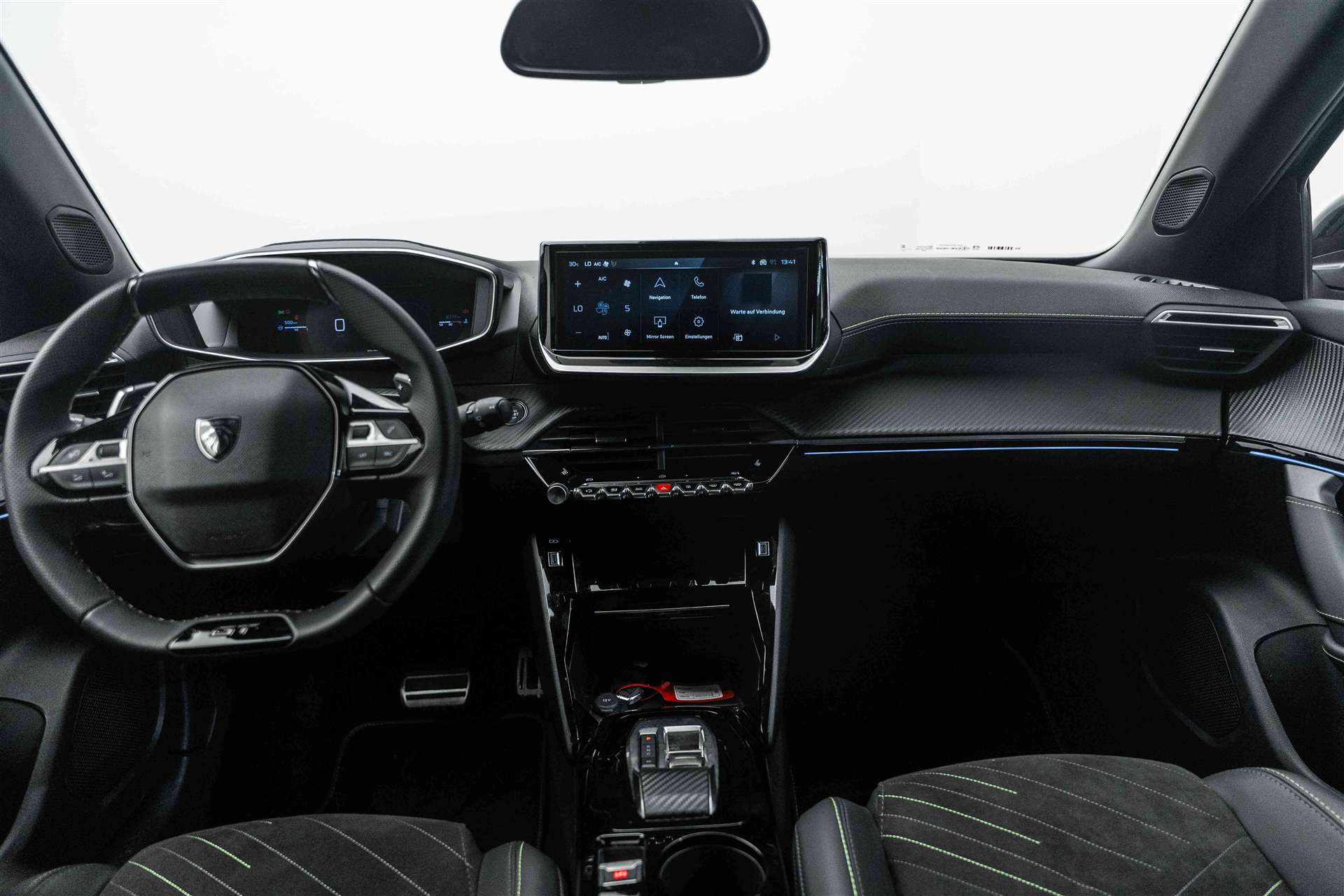 PEUGEOT 2008 1.2 PureTech GT Automat-image-9