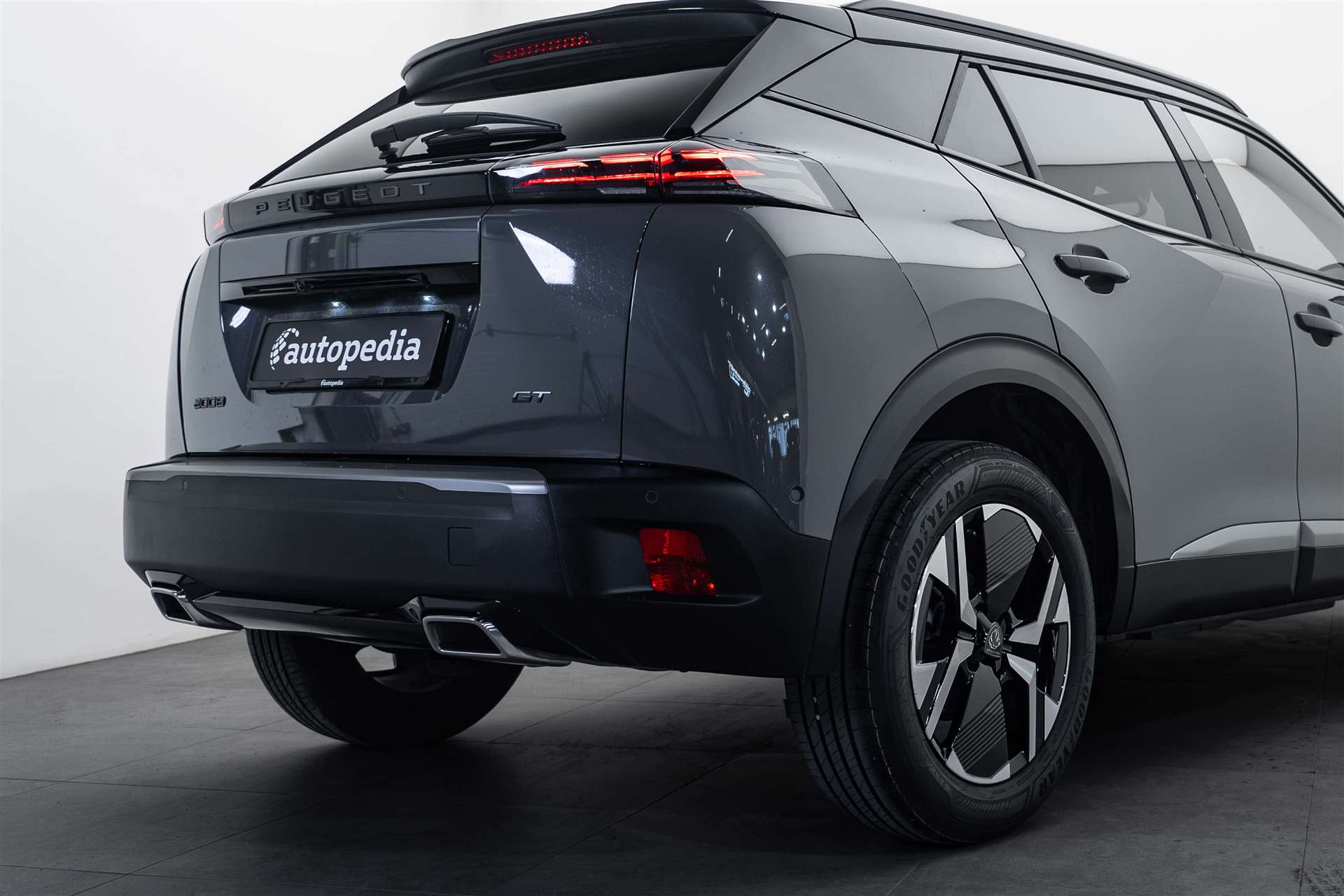 PEUGEOT 2008 1.2 PureTech GT Automat-image-3