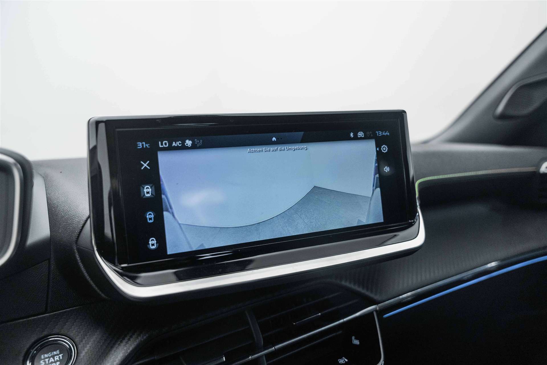 PEUGEOT 2008 1.2 PureTech GT Automat-image-19