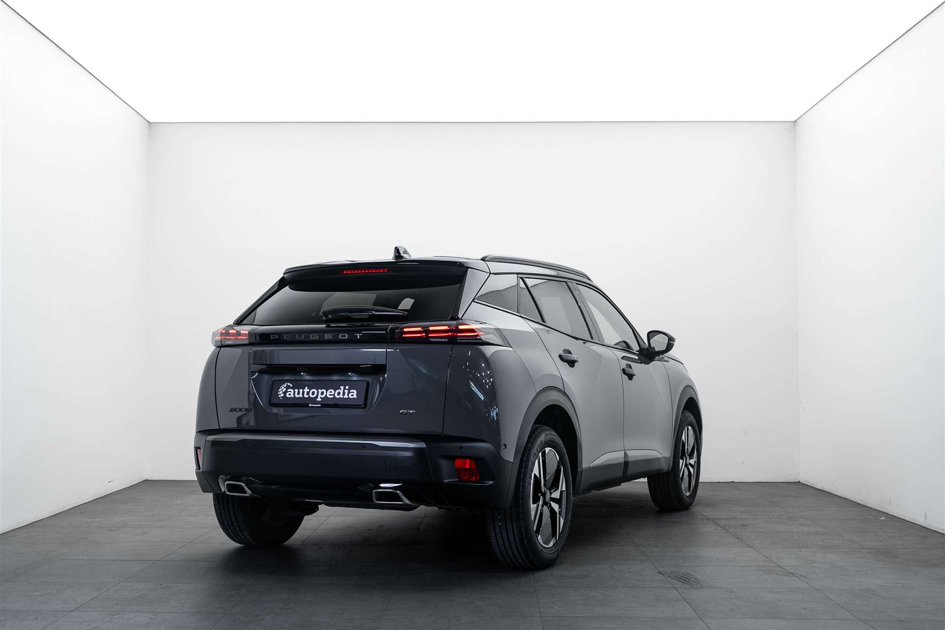 PEUGEOT 2008 1.2 PureTech GT Automat-image-2