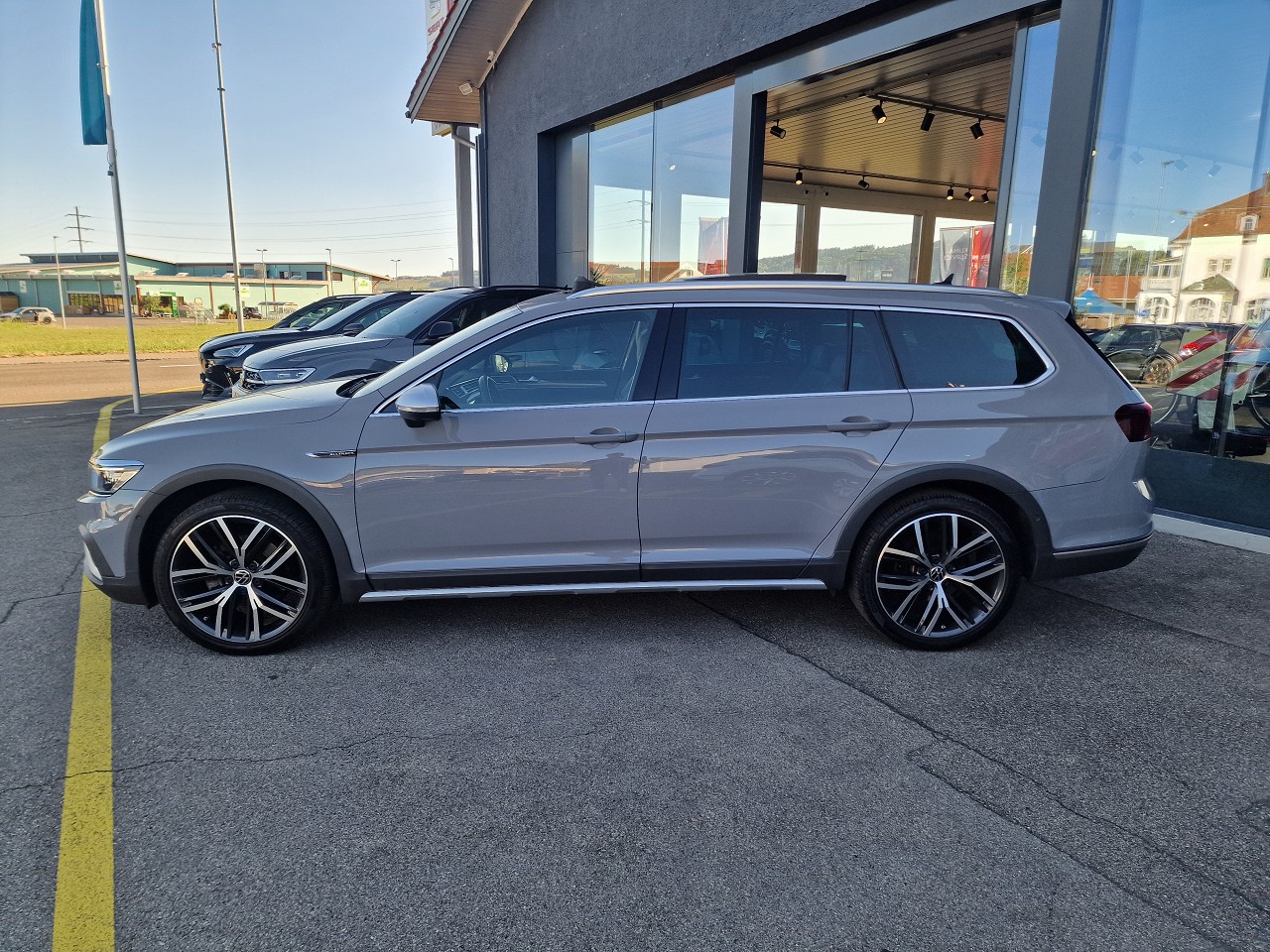 VW Passat Alltrack 2.0 TDI 4Motion DSG-image-2