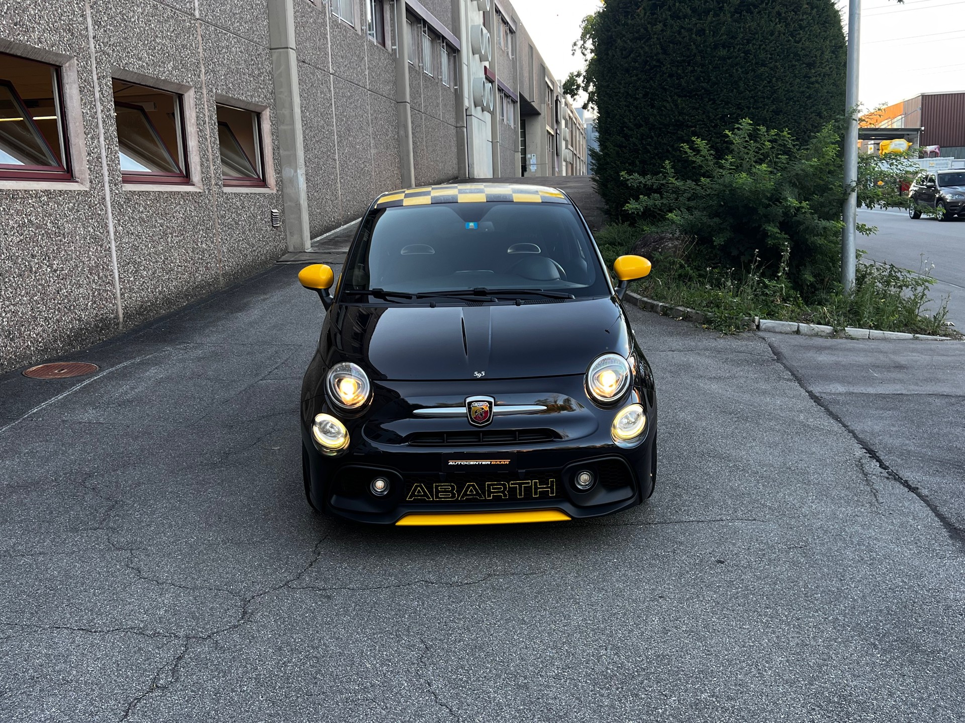 FIAT 595 1.4 16V Turbo Abarth Pista-image-1