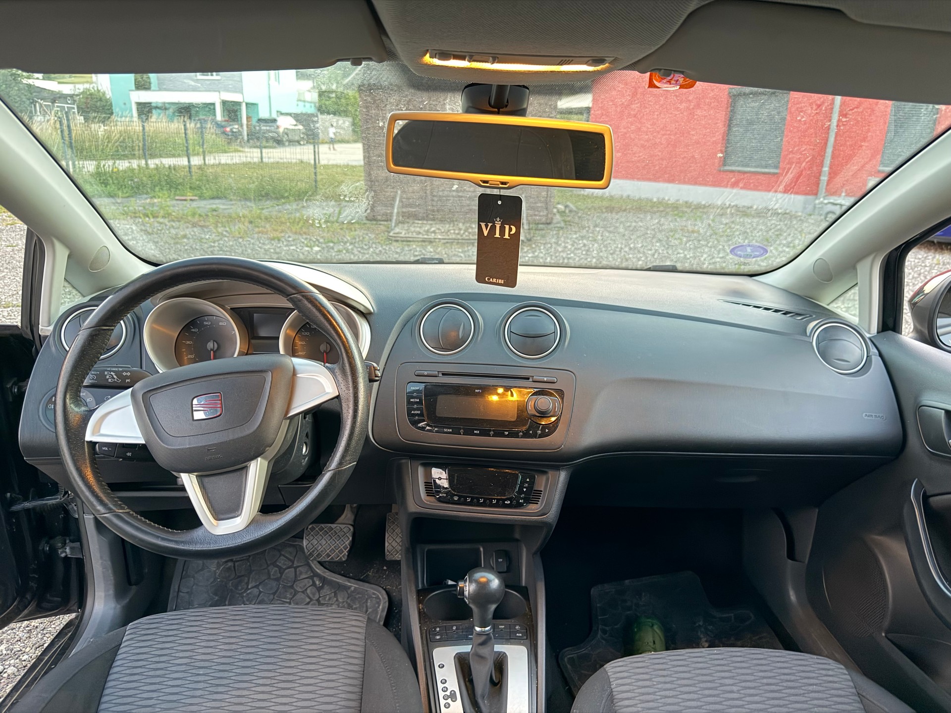 SEAT Ibiza ST 1.2 TSI Style DSG-image-8