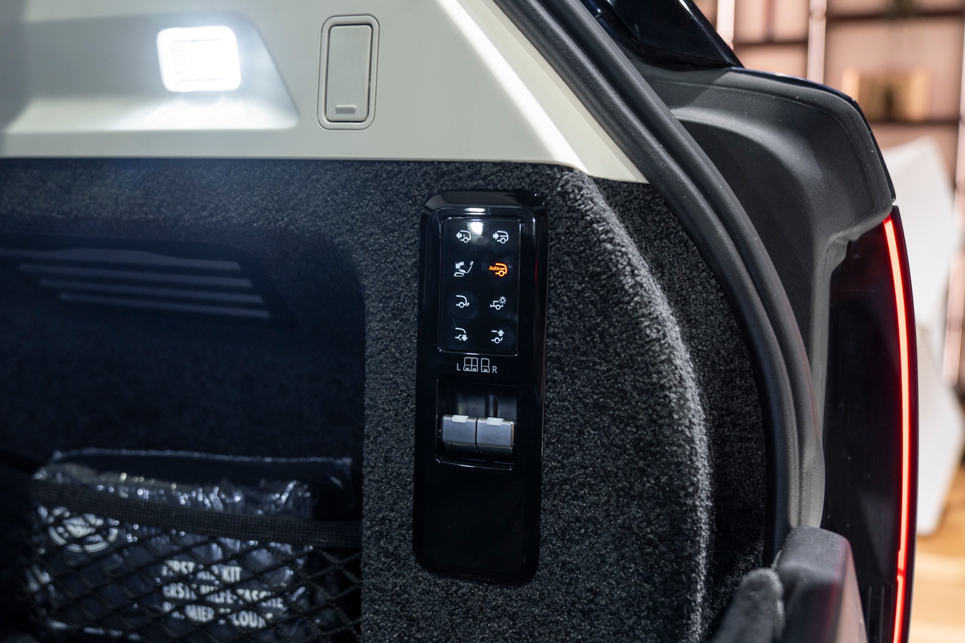 LAND ROVER Range Rover P530 4.4 V8 Autobiography Automatic-image-25