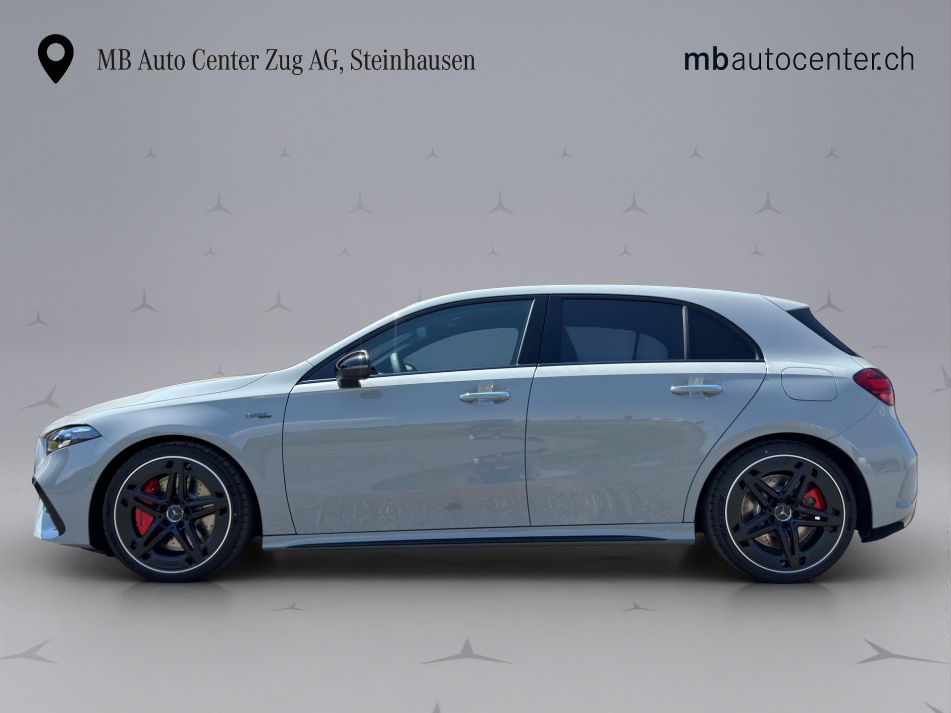 MERCEDES-BENZ A 35 AMG 4matic-image-2