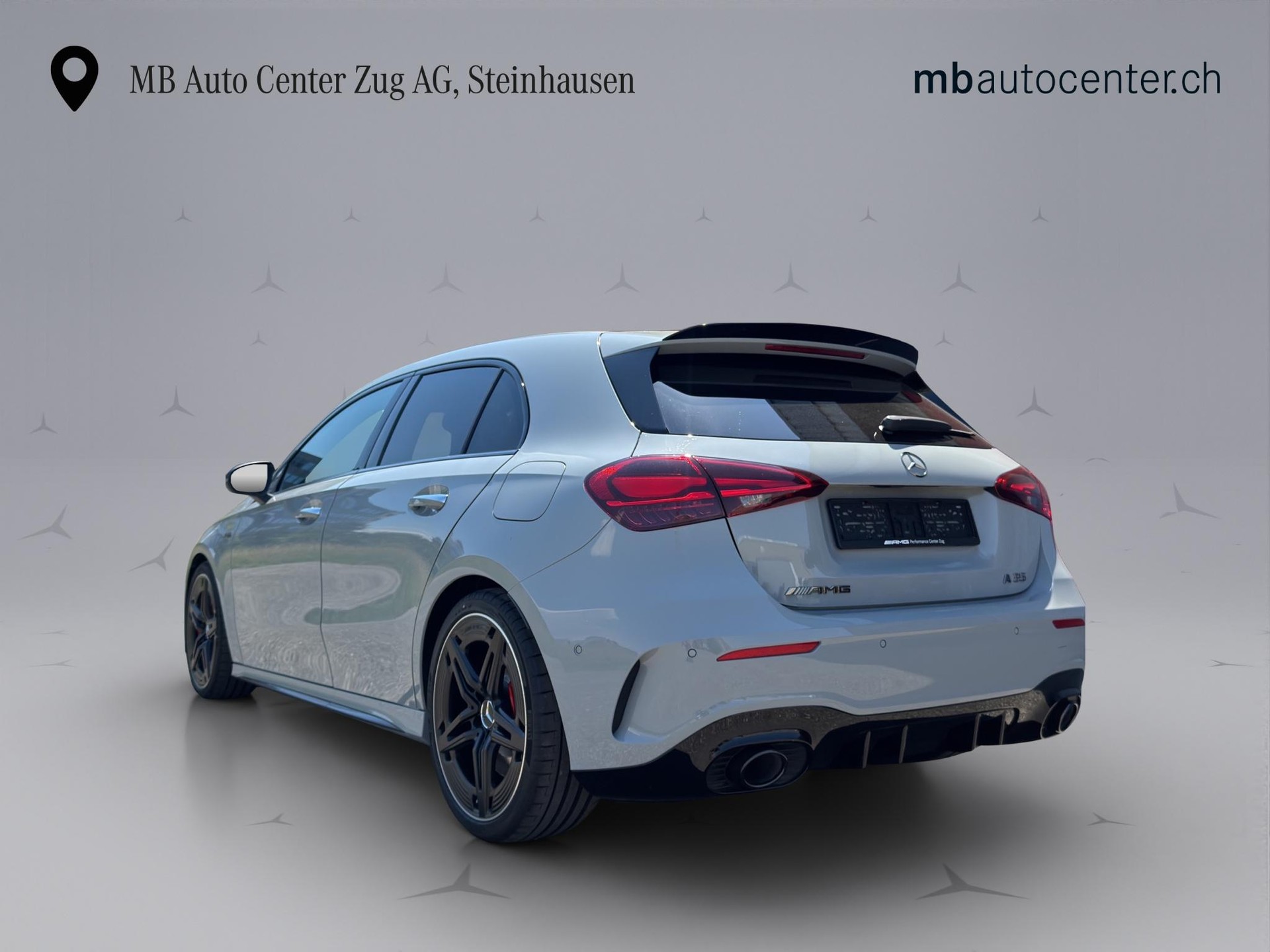 MERCEDES-BENZ A 35 AMG 4matic-image-3