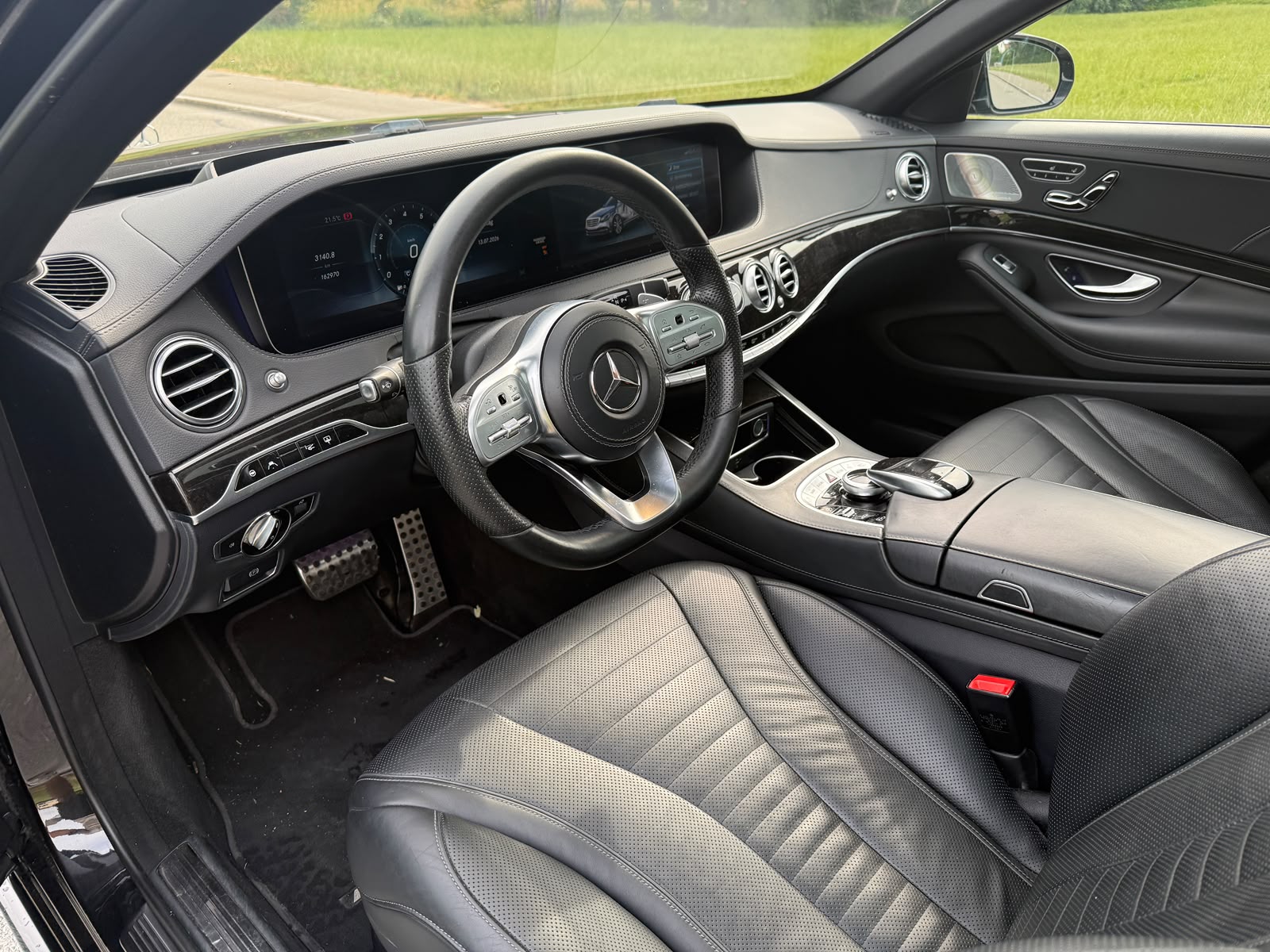 MERCEDES-BENZ S 560 V8 AMG Line 4matic lang-image-6