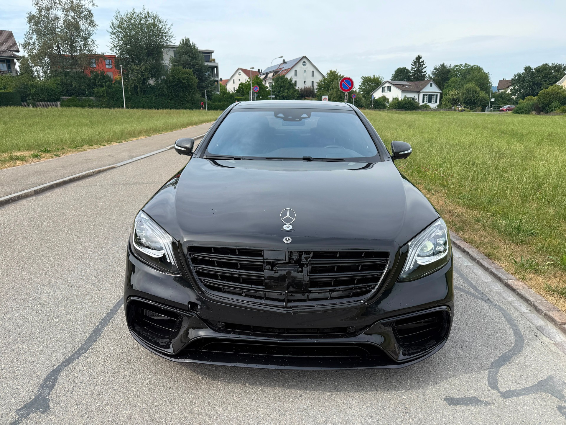 MERCEDES-BENZ S 560 V8 AMG Line 4matic lang-image-2