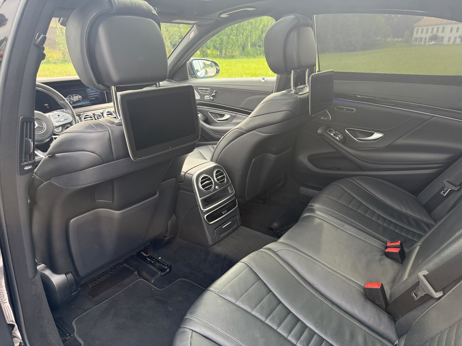 MERCEDES-BENZ S 560 V8 AMG Line 4matic lang-image-8
