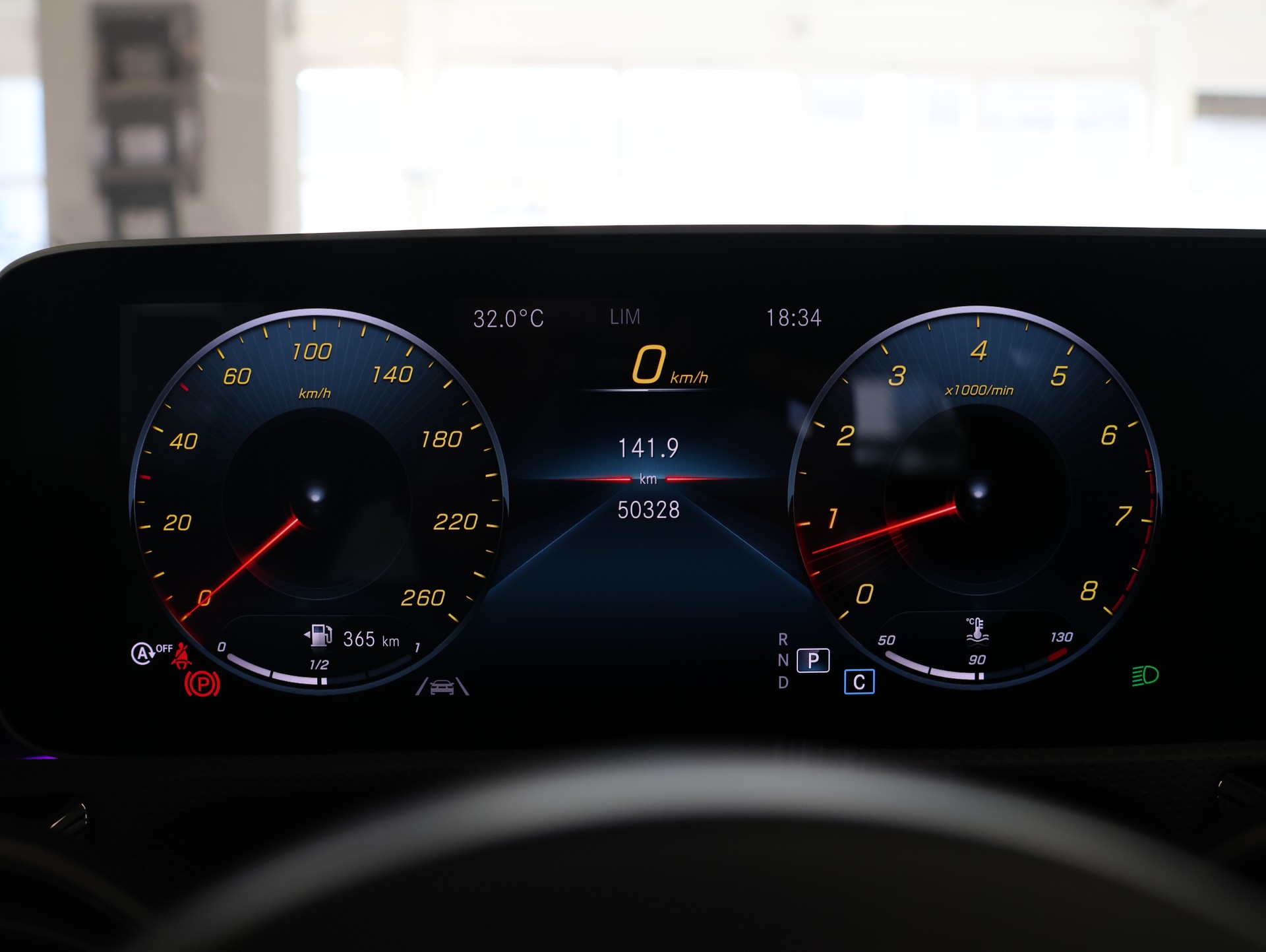 MERCEDES-BENZ A 220 Style 7G-DCT 4Matic *Rückfahrkamera* *Sitzheizung*-image-13