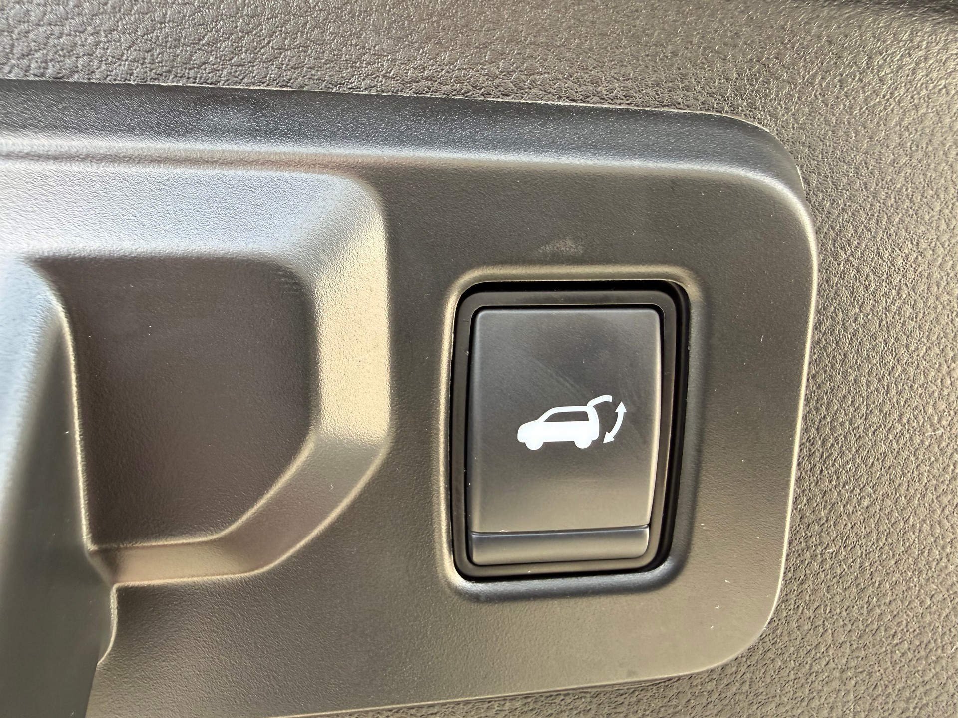 RENAULT Espace 1.2 E-Tech 200 Techno 7-Sitze-image-13