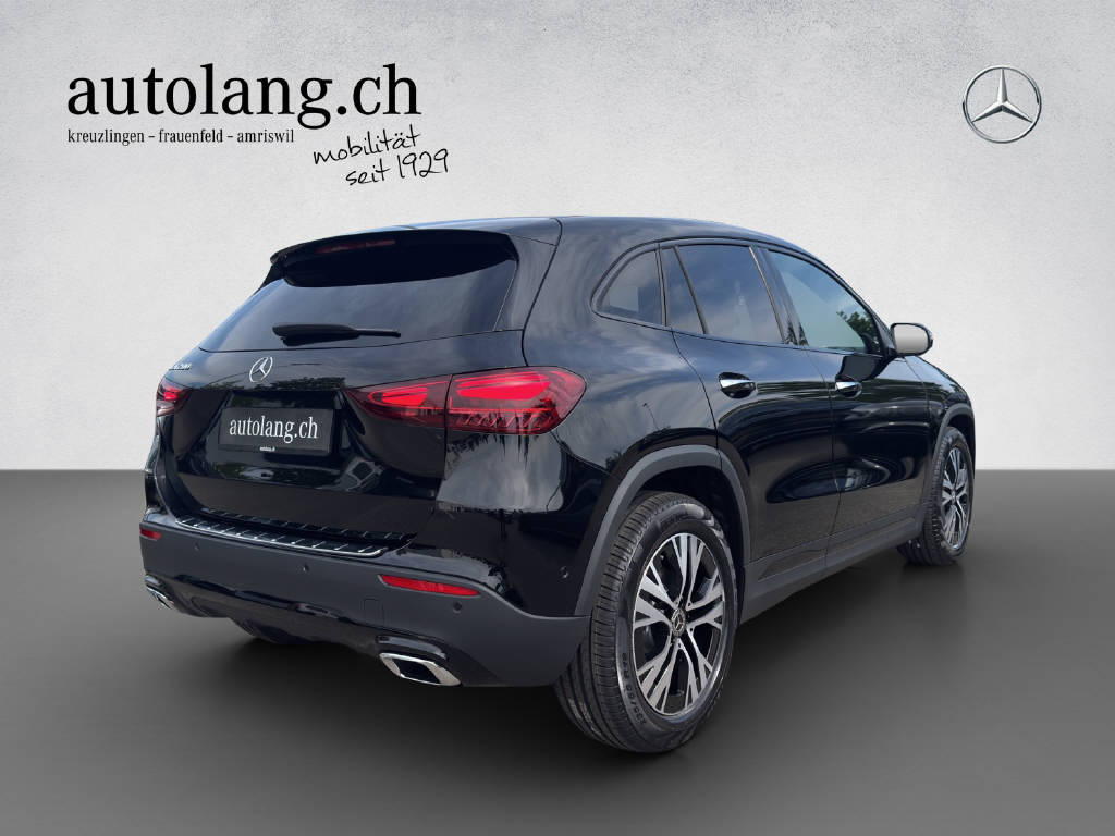 MERCEDES-BENZ GLA 200 Night Star Progressive-showroom-element-3