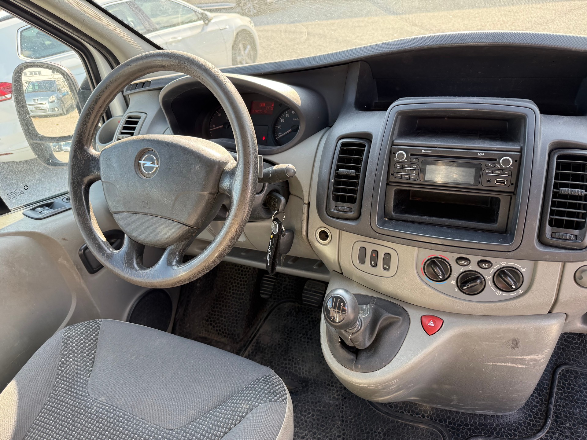 OPEL Vivaro 2.0 CDTI 2.9t L1H1-image-7