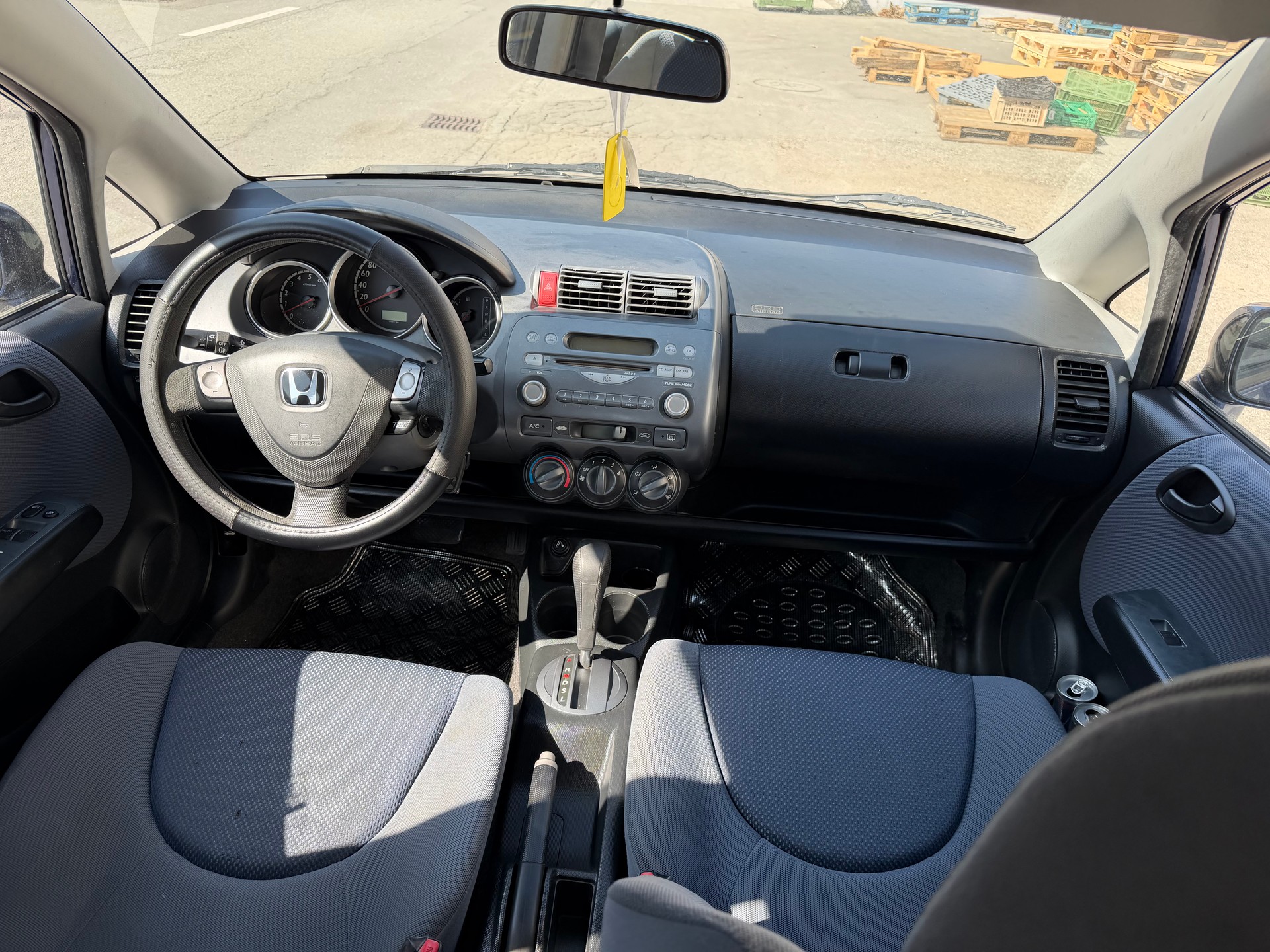 HONDA JAZZ-image-1