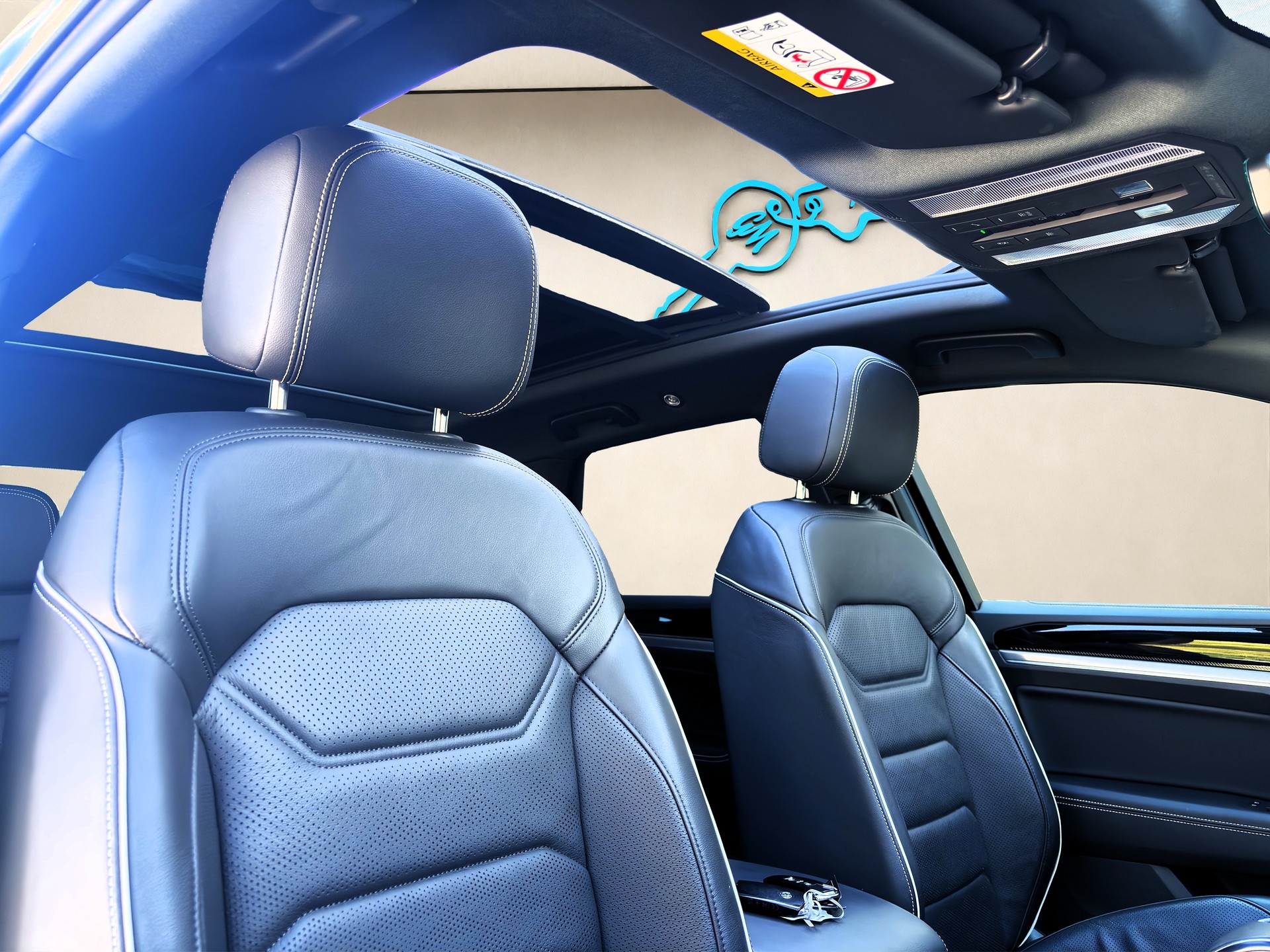 VW Touareg 3.0 TSI eHybrid Elegance Tiptronic ✅CH-Fahrzeug & 8-fach bereift auf ALU & Frisch ab Service✅-image-10