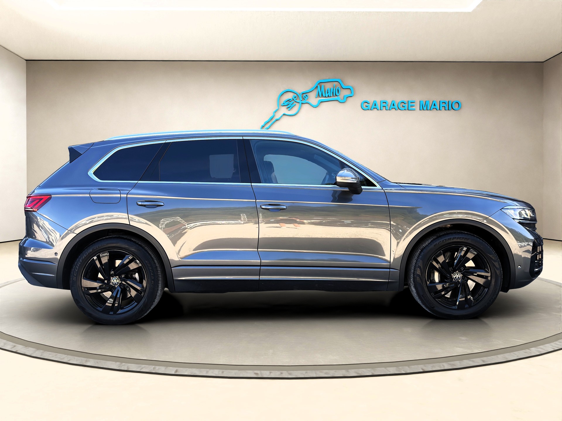 VW Touareg 3.0 TSI eHybrid Elegance Tiptronic ✅CH-Fahrzeug & 8-fach bereift auf ALU & Frisch ab Service✅-image-3