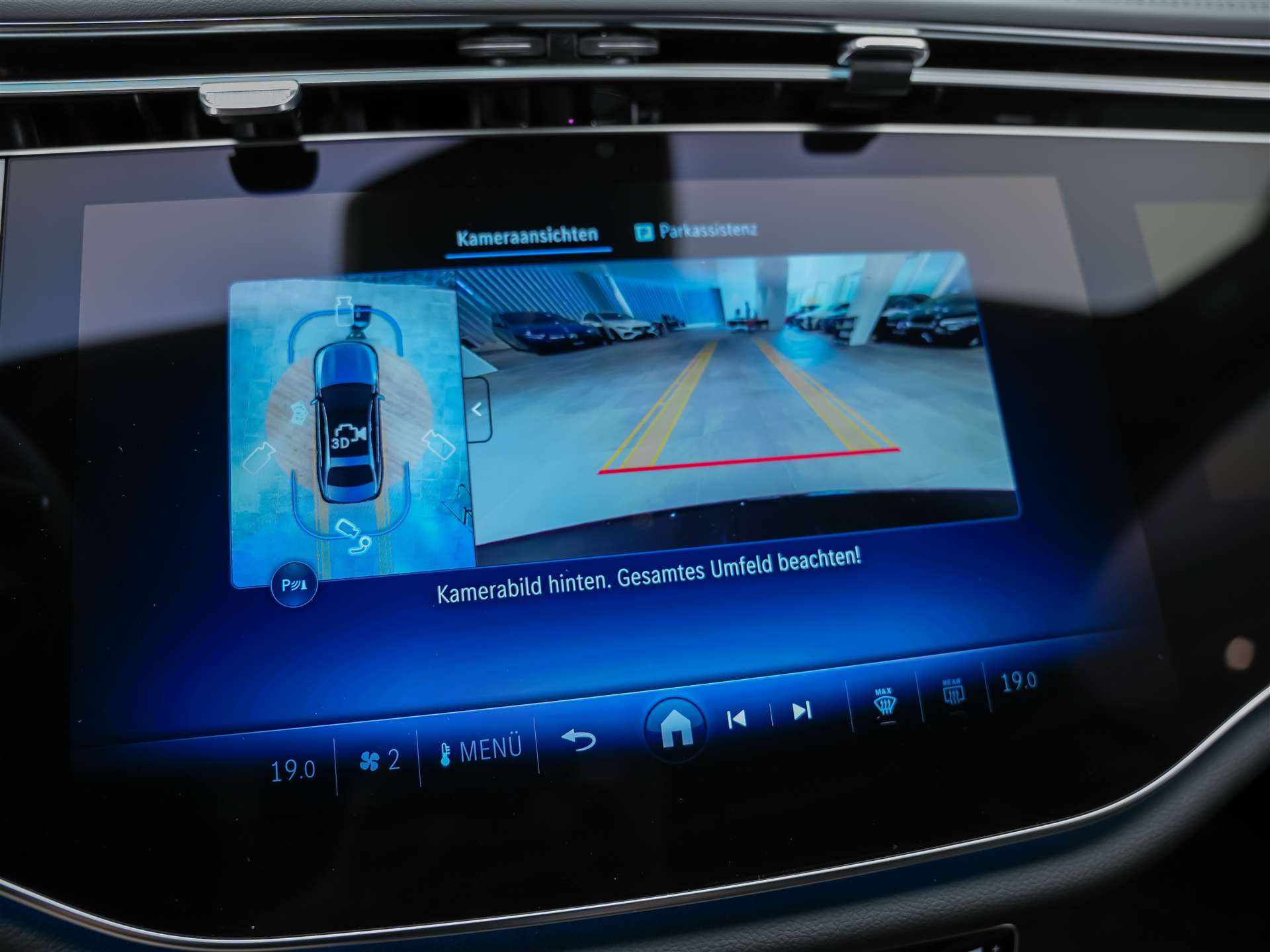 MERCEDES-BENZ E 220 d 4Matic 9G-Tronic *Werksgarantie*Superscreen*Burmester Soundsystem*360° Kamera*-image-39