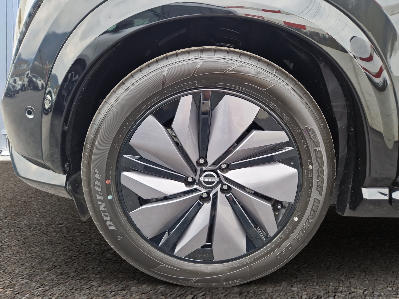 NISSAN Ariya 87 kWh e-4orce Evolve Allrad-image-15