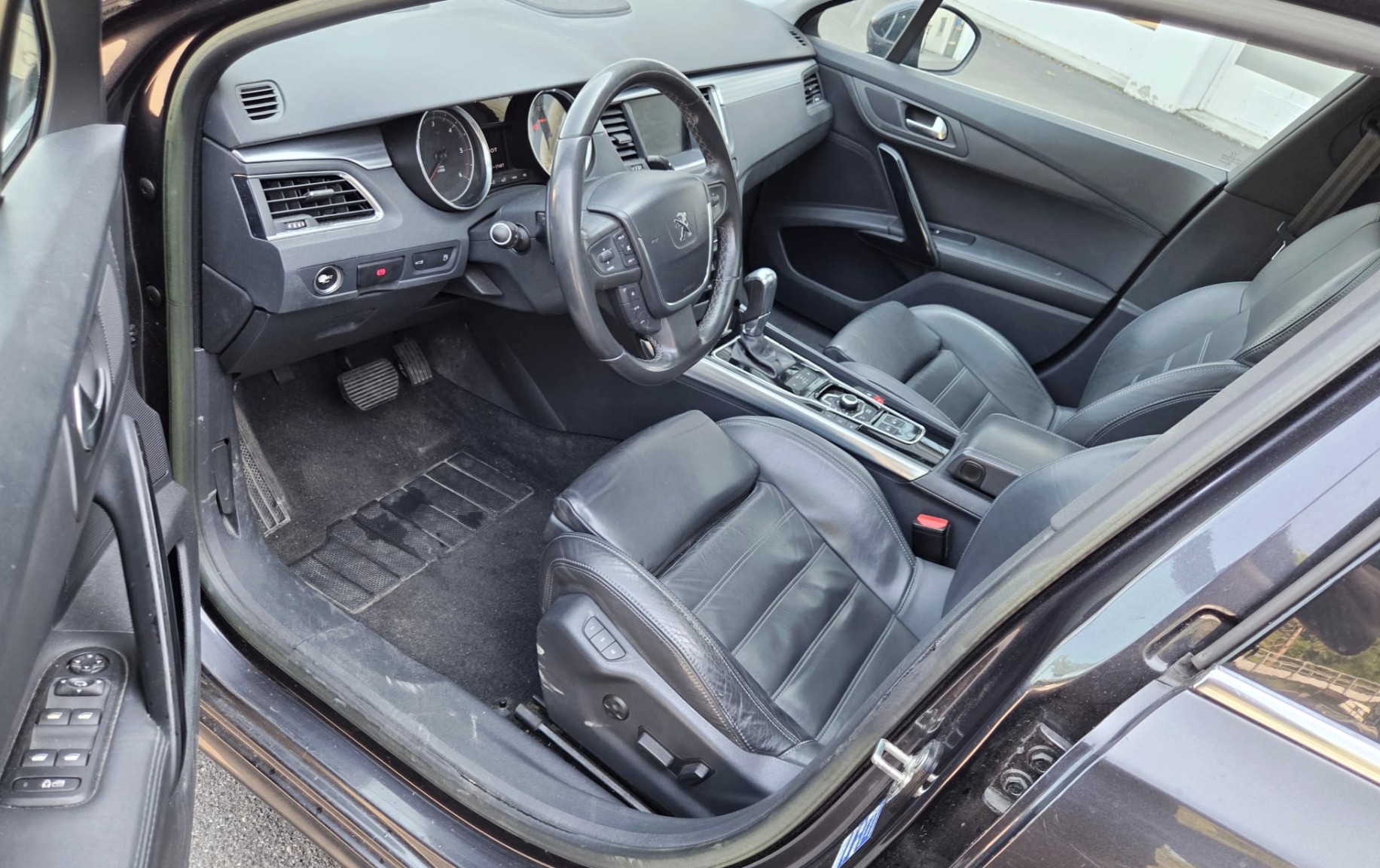 PEUGEOT 508 SW 2.2 HDI GT Automatic-image-9