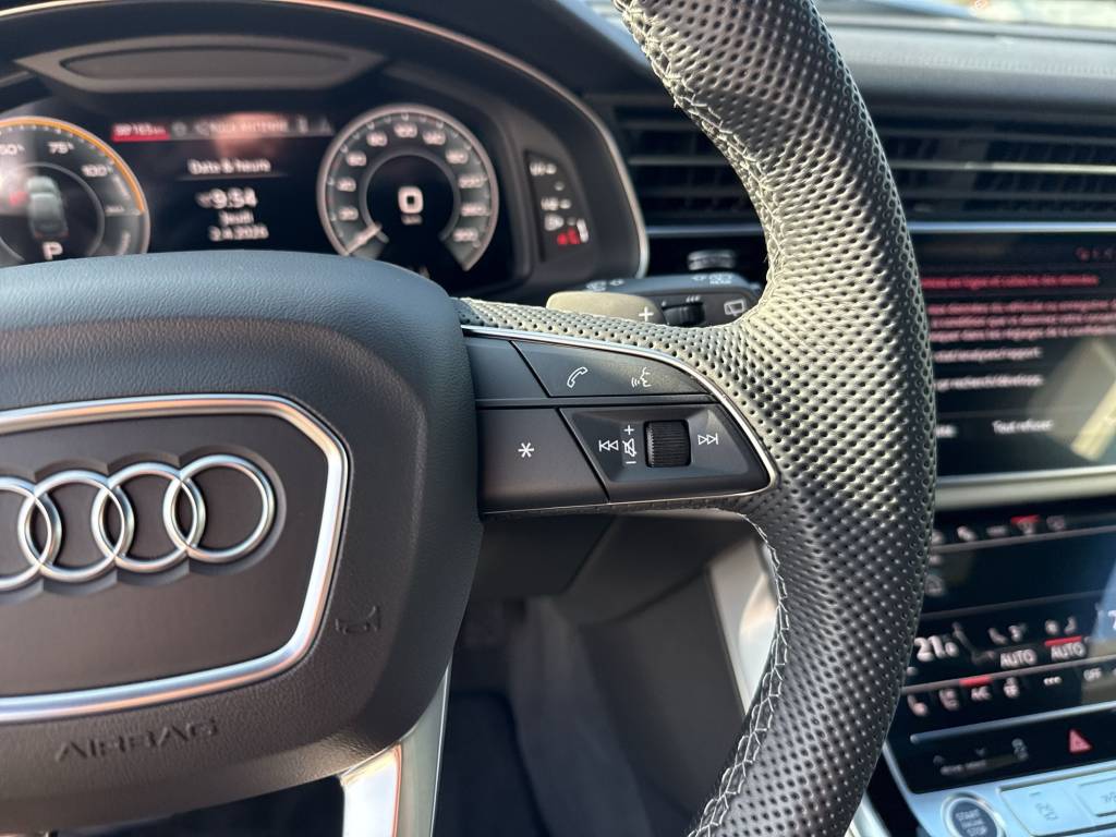 AUDI Q7 60 TFSI e quattro PHEV S line tiptronic-image-16