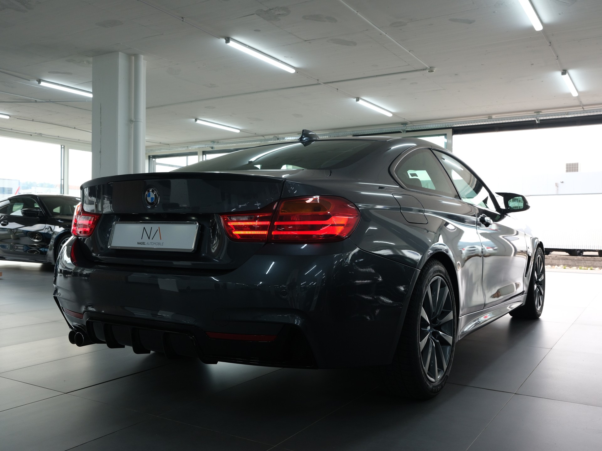 BMW 428i Coupé Sport Line Steptronic *M Paket* *Rückfahrkamera* *Leder*-image-2