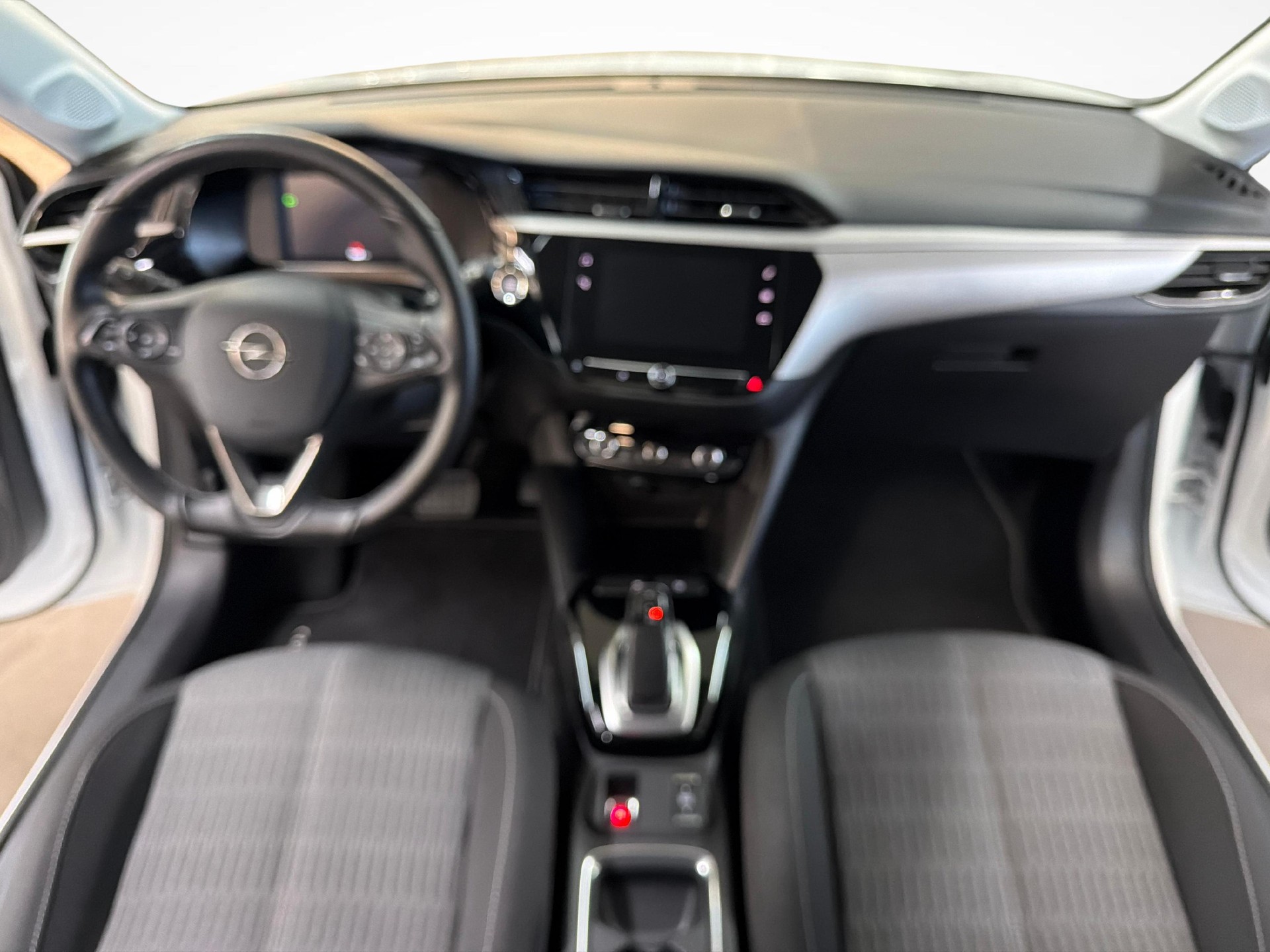 OPEL Corsa-e Edition-image-8