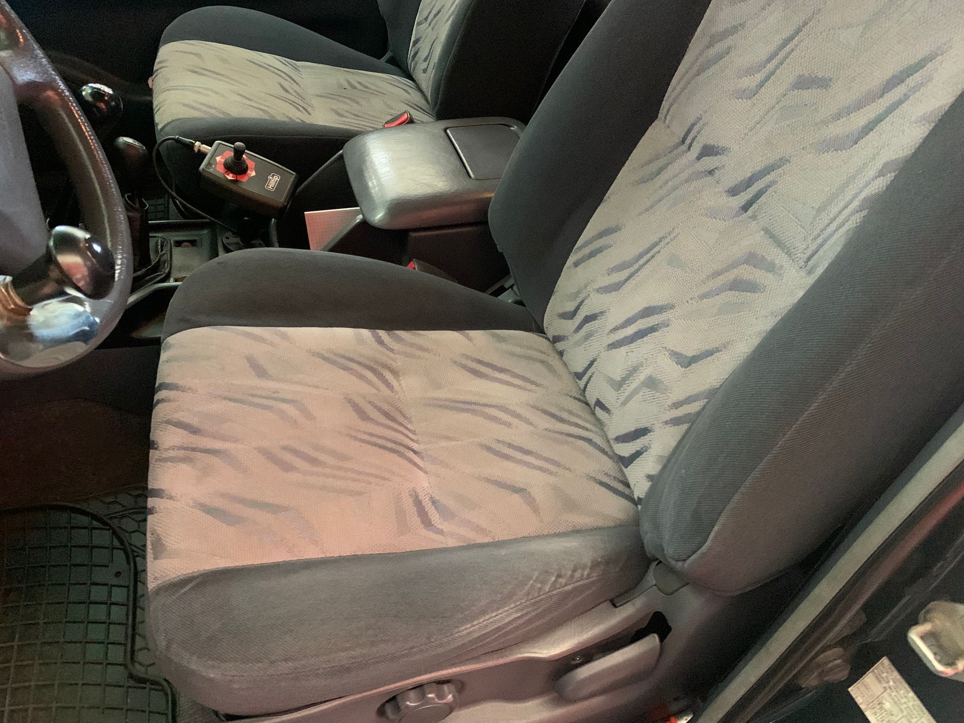 TOYOTA Land Cruiser 300 3.0 TD LX-image-10