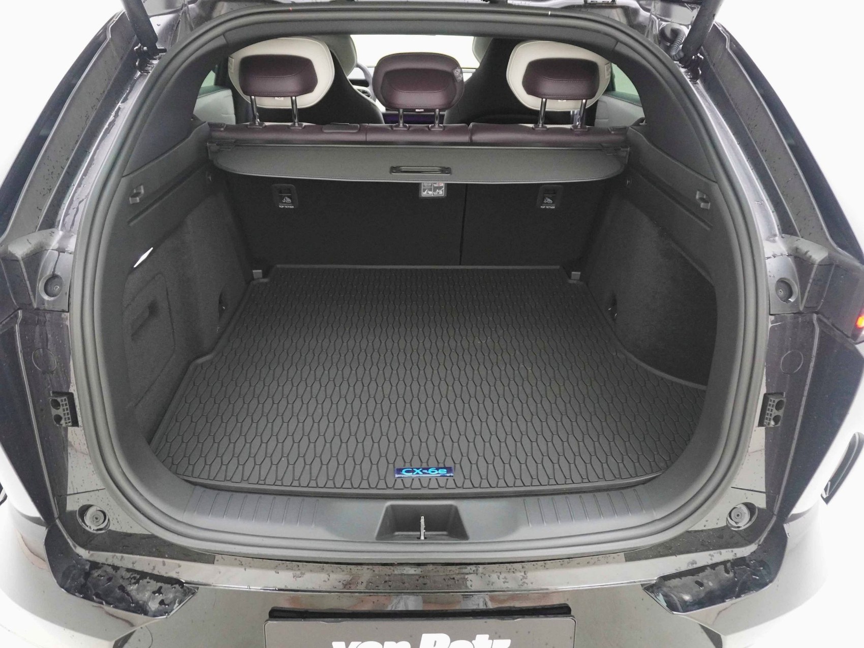MAZDA CX-6e Takumi Plus-image-27