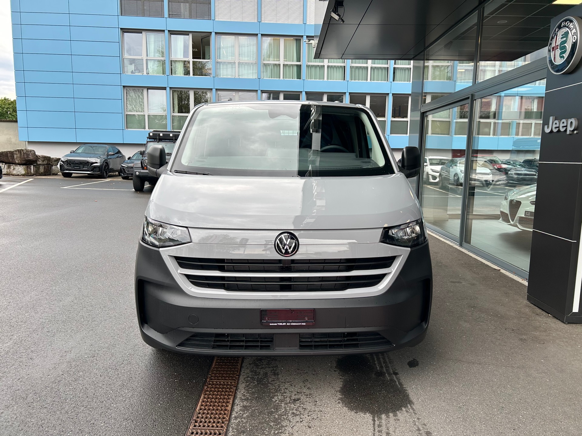 VW Transporter 2.0 TDI-image-8