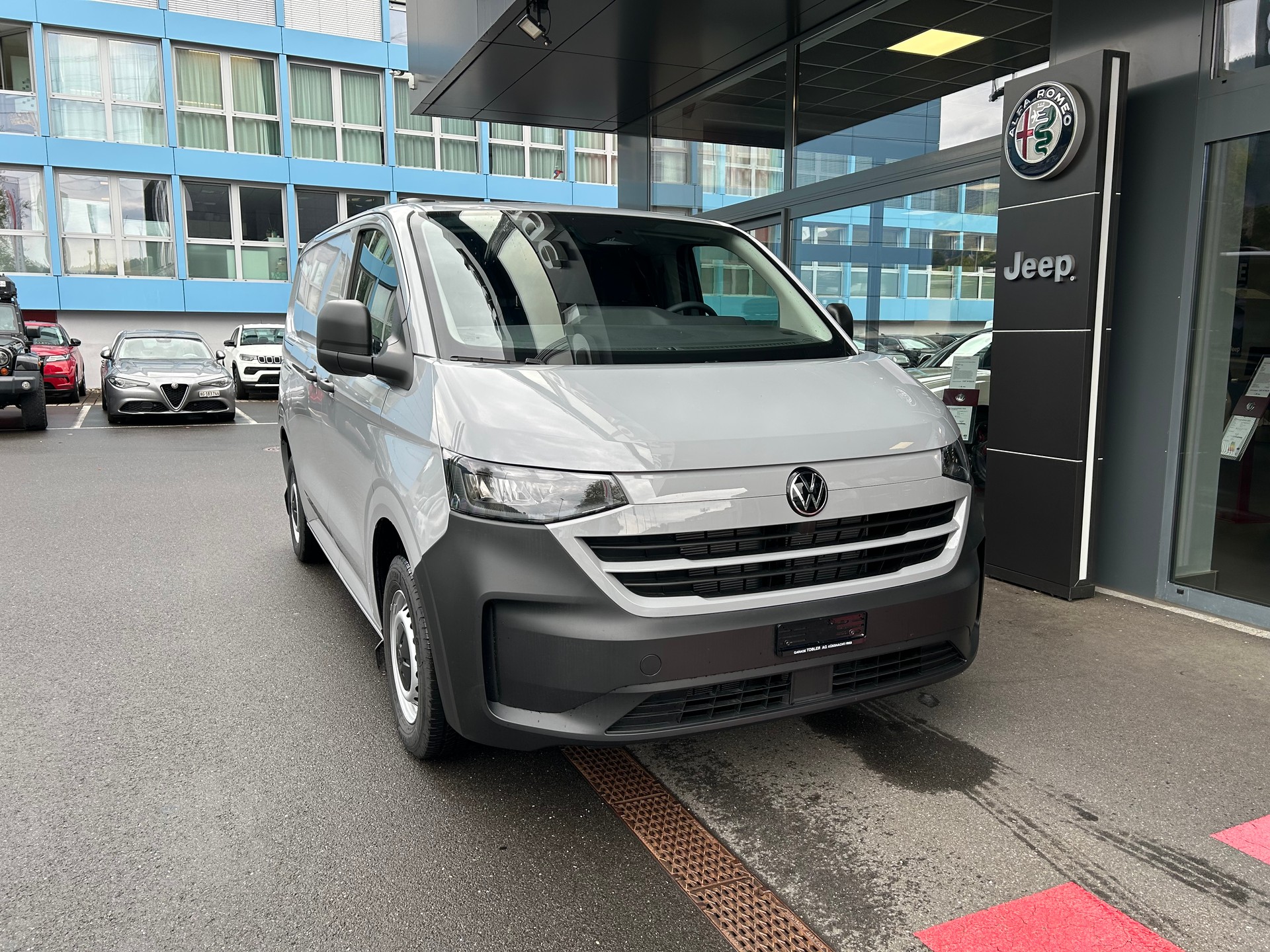VW Transporter 2.0 TDI-image-9