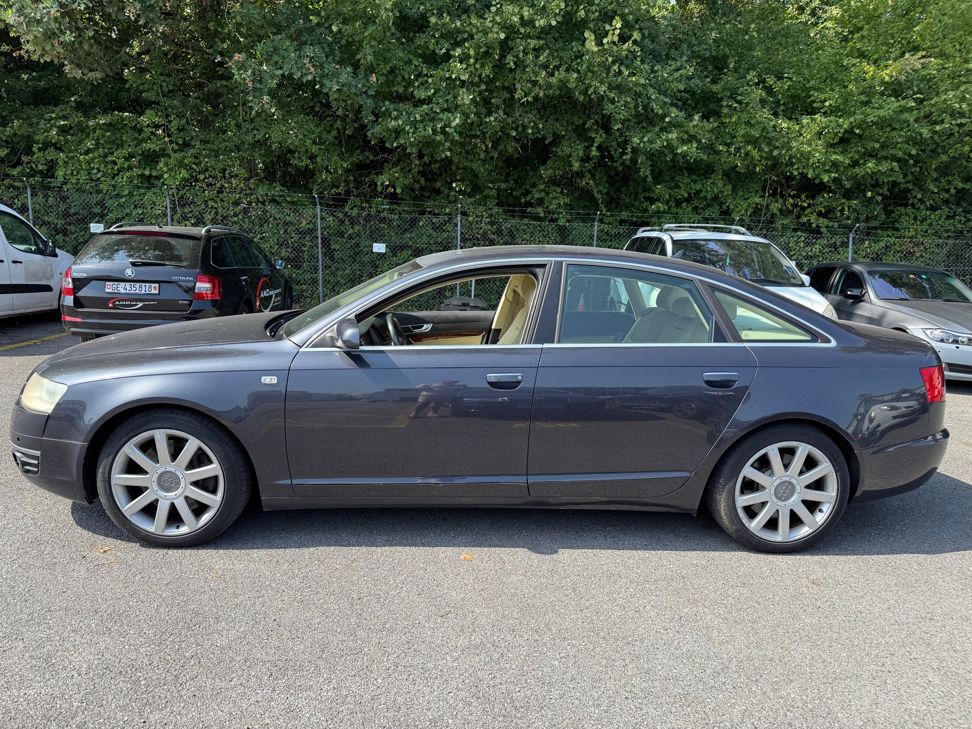 AUDI A6 Limousine 4.2 V8 quattro tiptronic-image-1