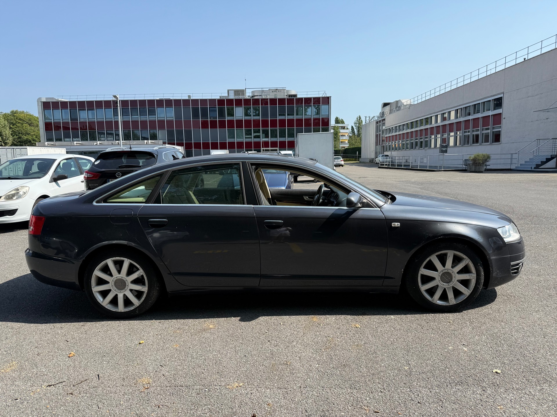 AUDI A6 Limousine 4.2 V8 quattro tiptronic-image-4