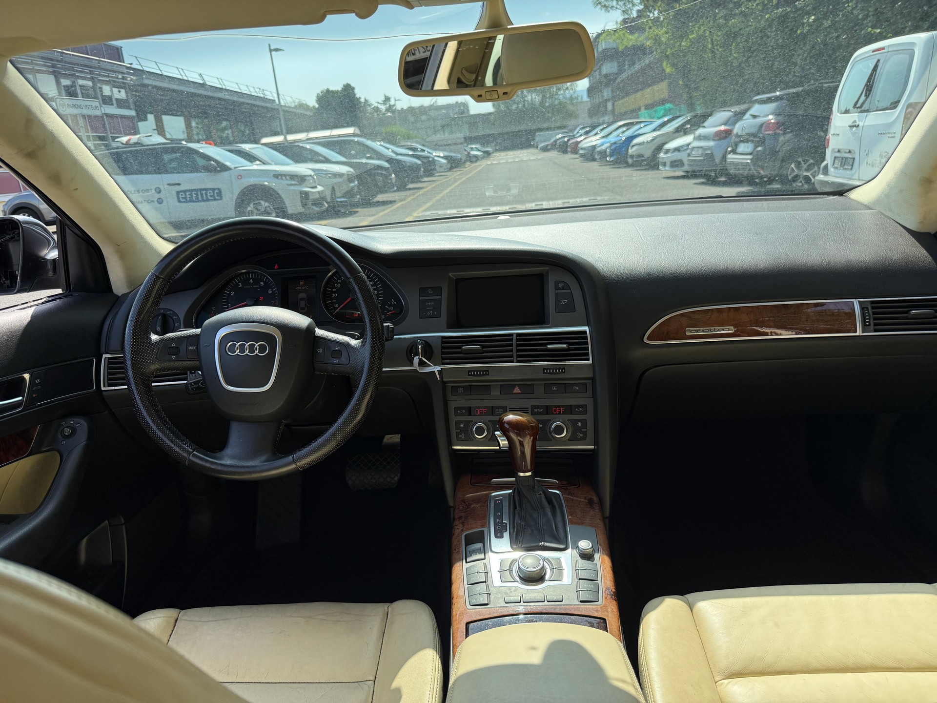AUDI A6 Limousine 4.2 V8 quattro tiptronic-image-7