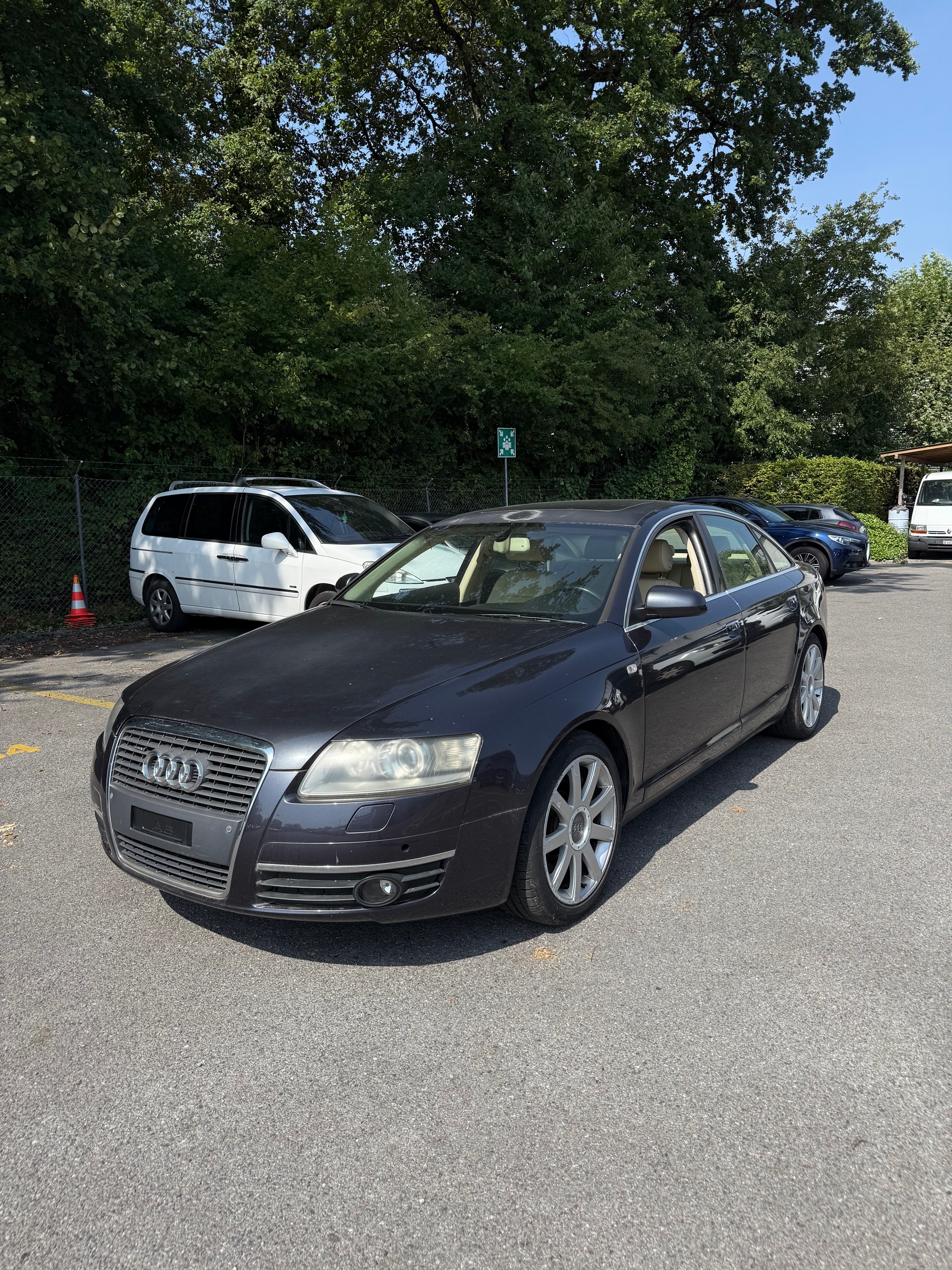 AUDI A6 Limousine 4.2 V8 quattro tiptronic-image-0