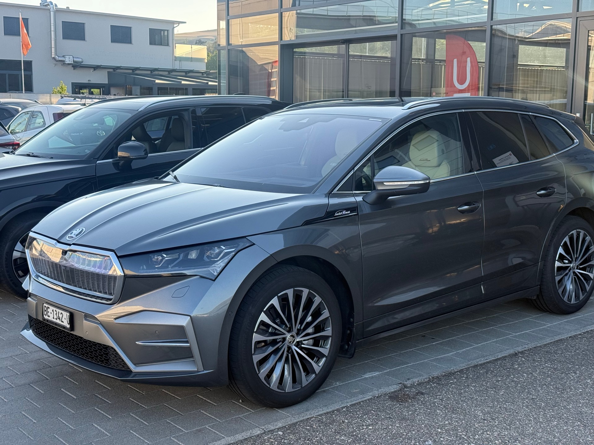 SKODA Enyaq 85x L&K 4x4-image-4