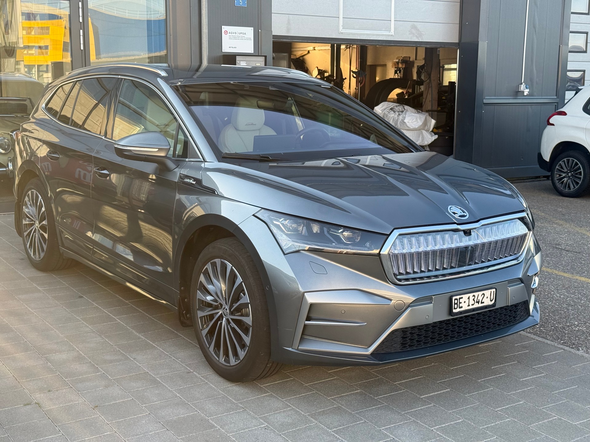 SKODA Enyaq 85x L&K 4x4-image-8